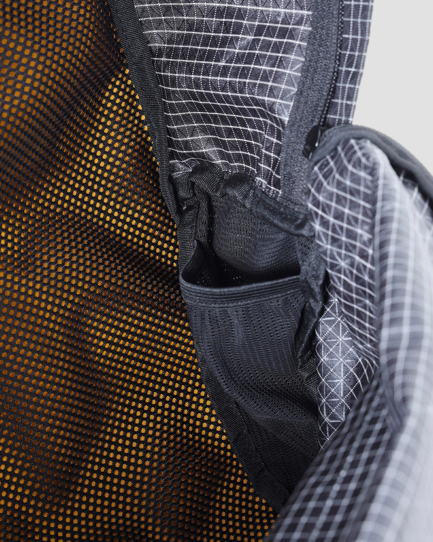 Grid Back Pack