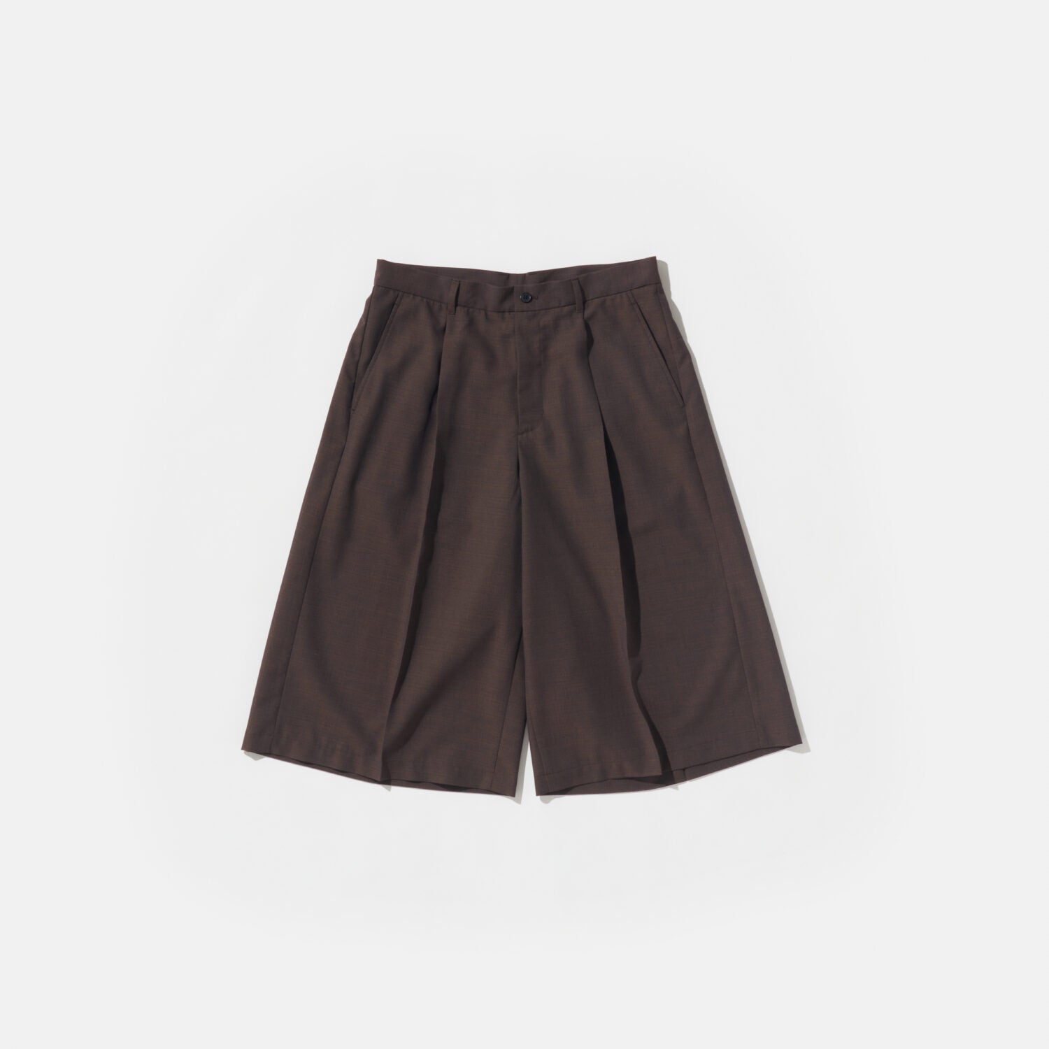 TUCK WIDE SHORTS C
