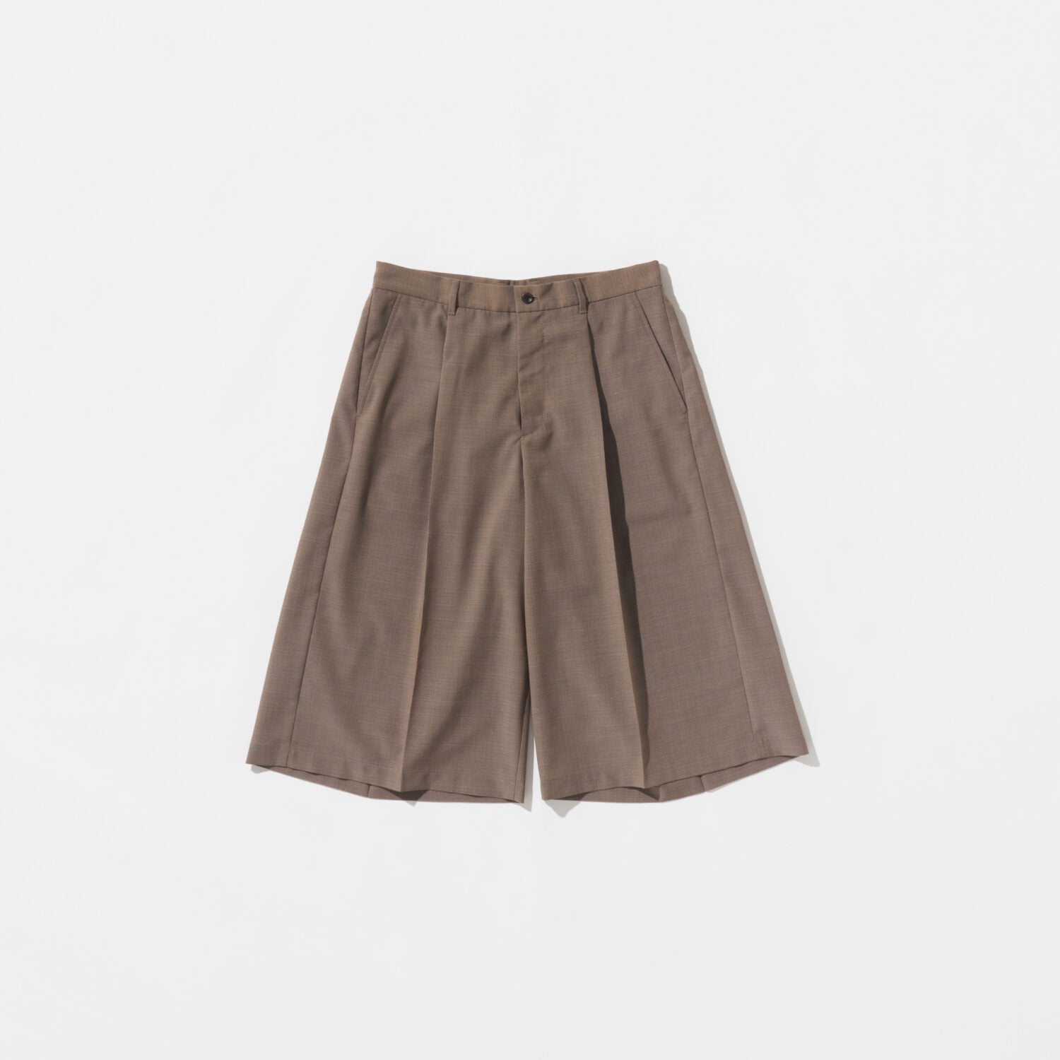 TUCK WIDE SHORTS C