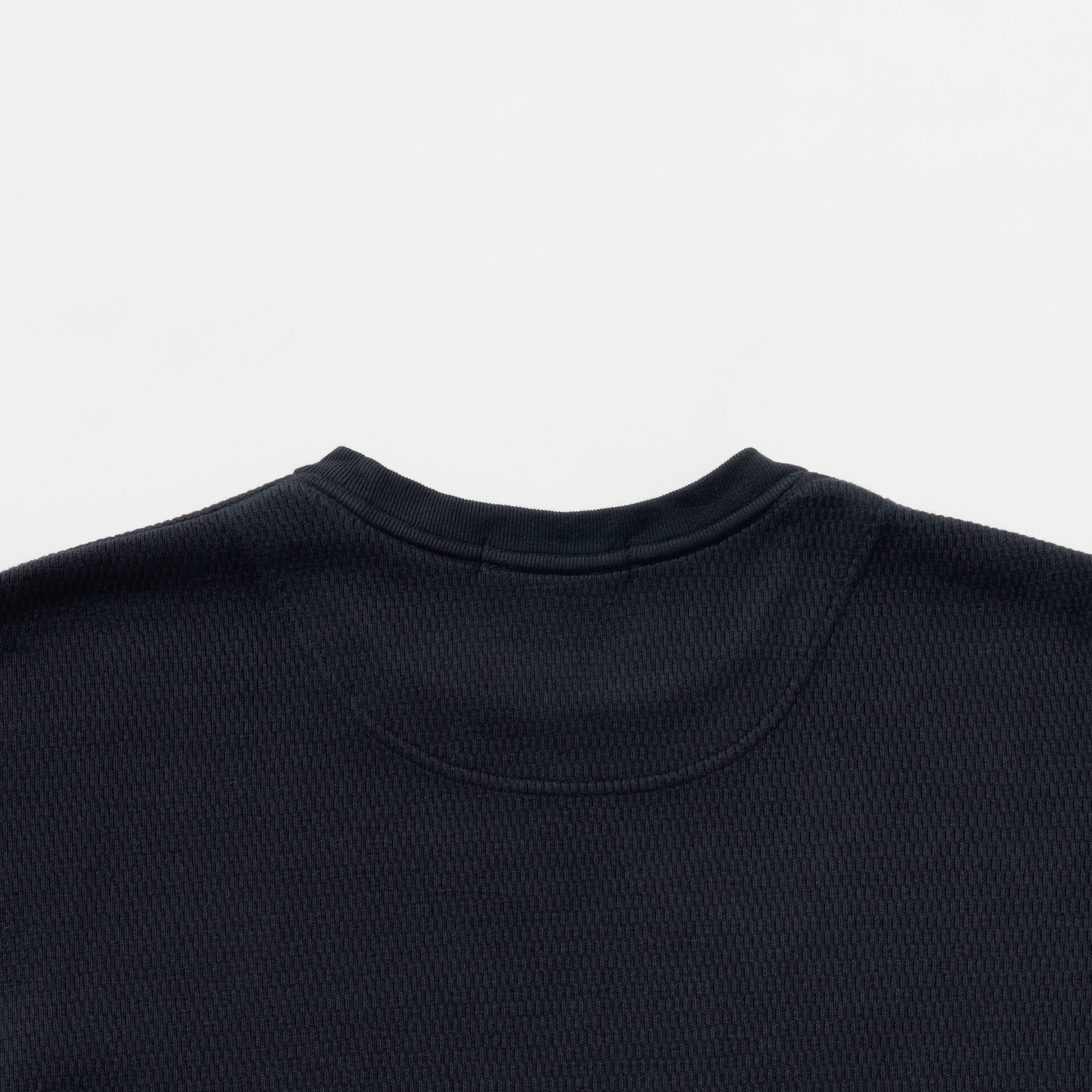 【7/11(土)発売】OVERSIZE LONGSLEEVE C