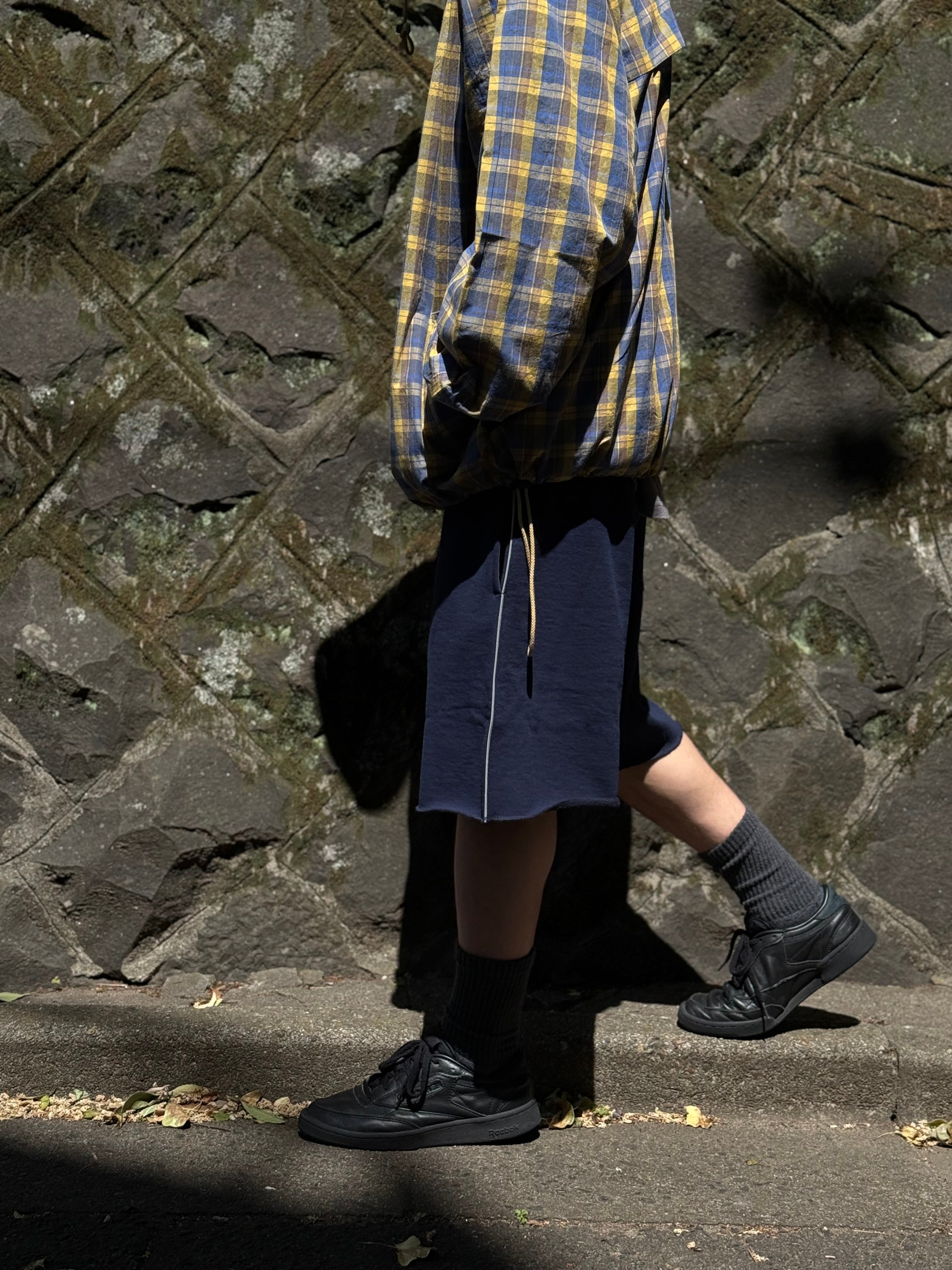 REFLECTOR SWEAT SHORTS