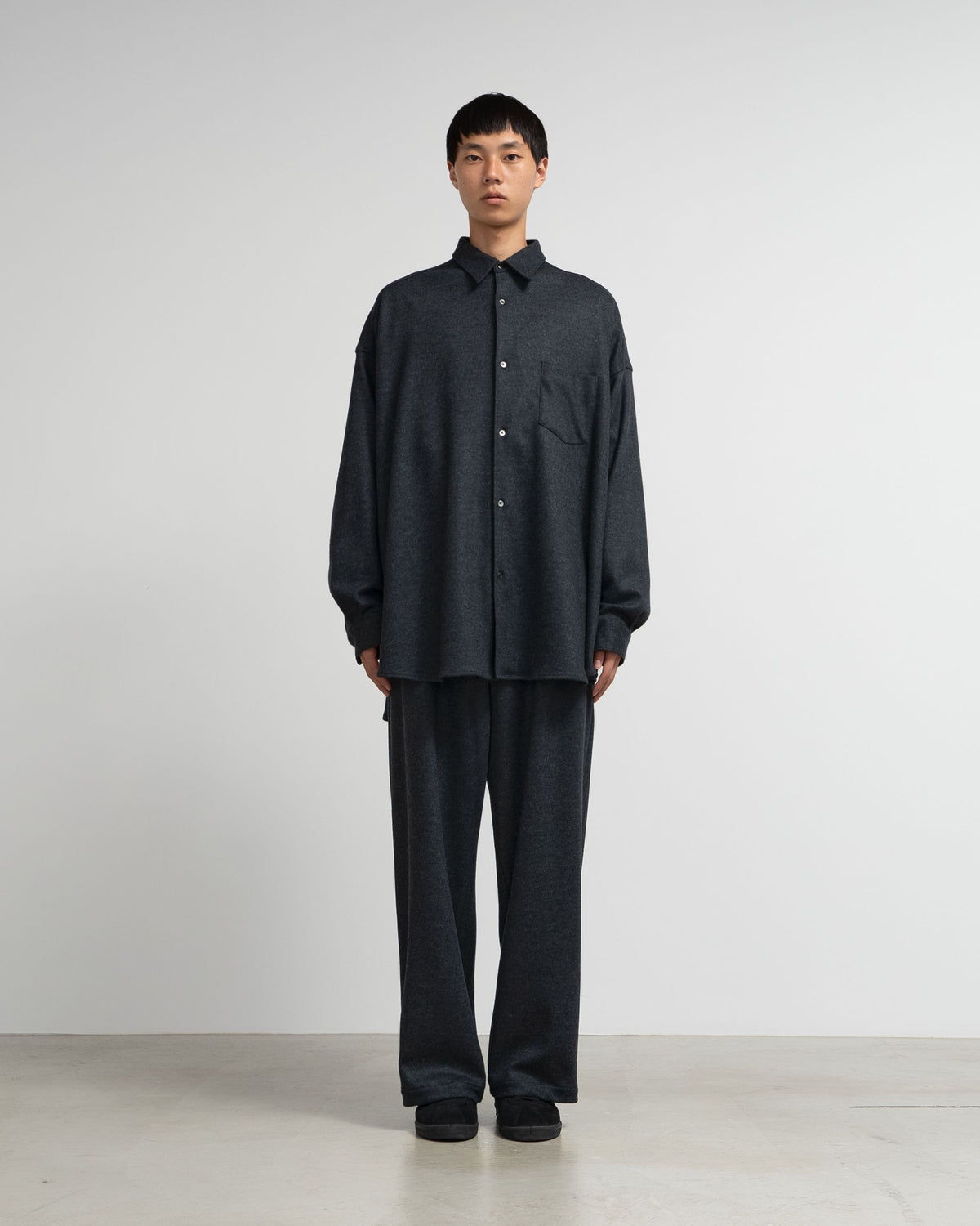 【10/3(土)発売】Wool Smooth Flannel Easy Wide Pants