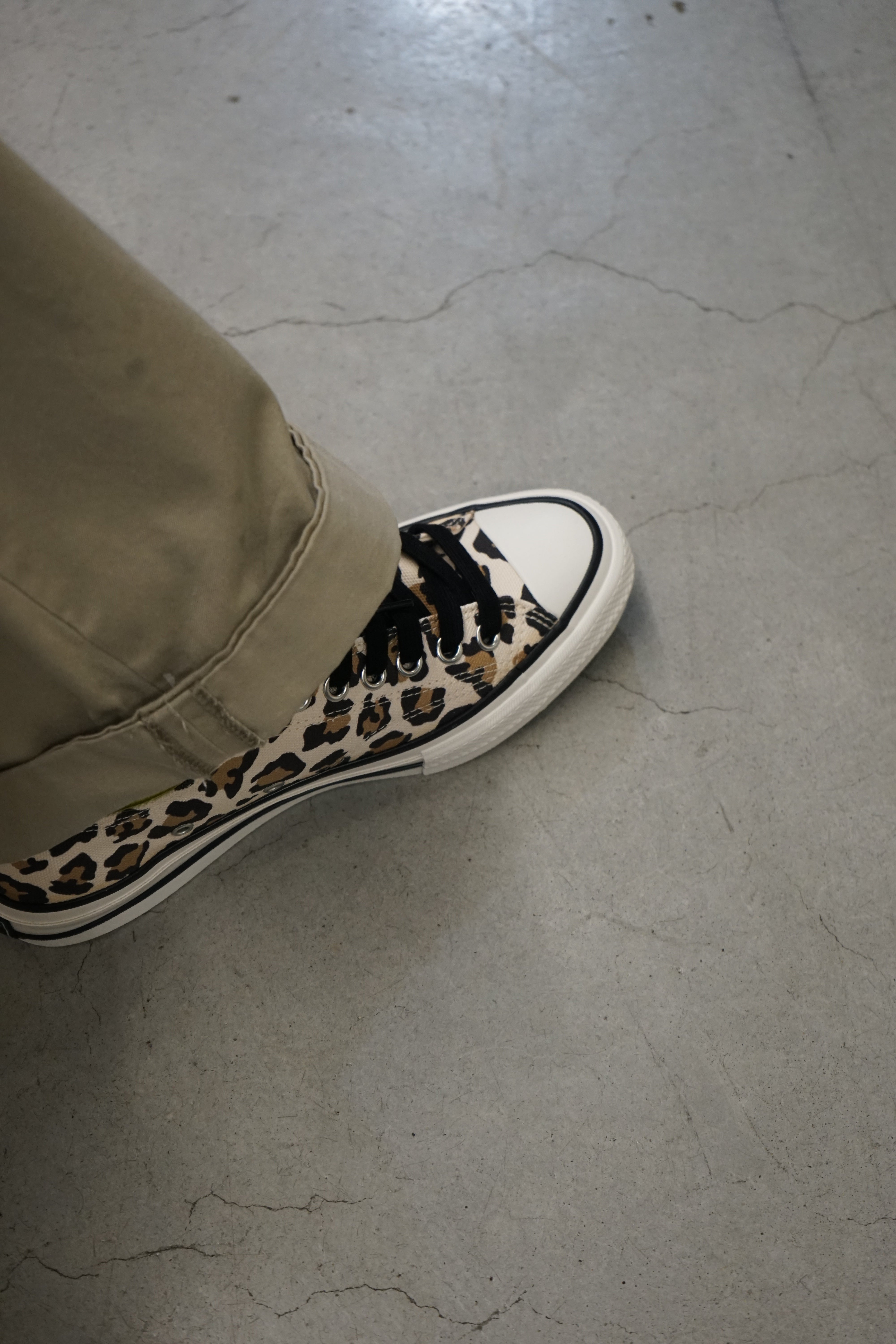 CONVERSE ADDICT-CHUCK TAYLOR MATERIAL OX