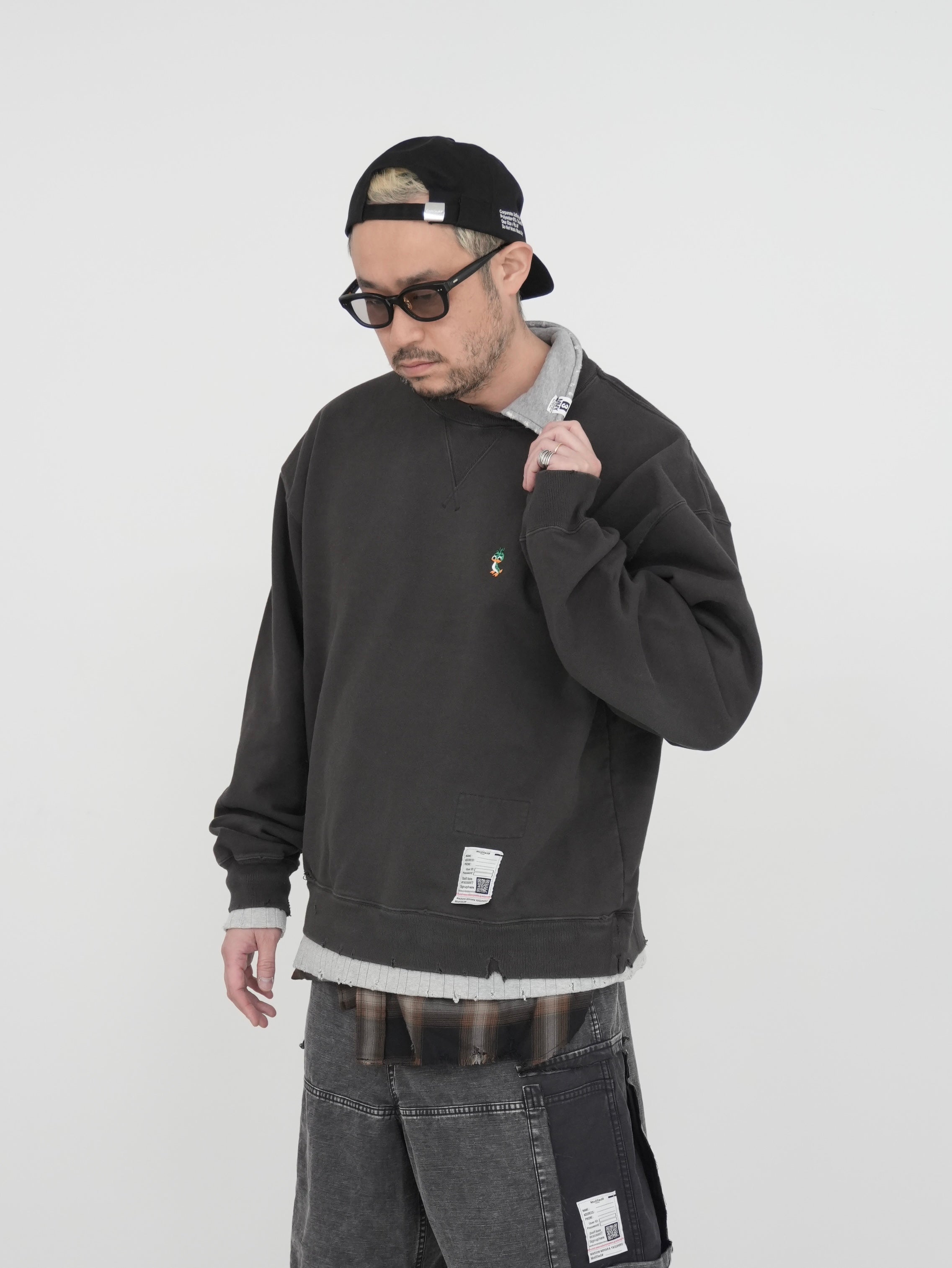 TRIPLE LAYERED PULLOVER