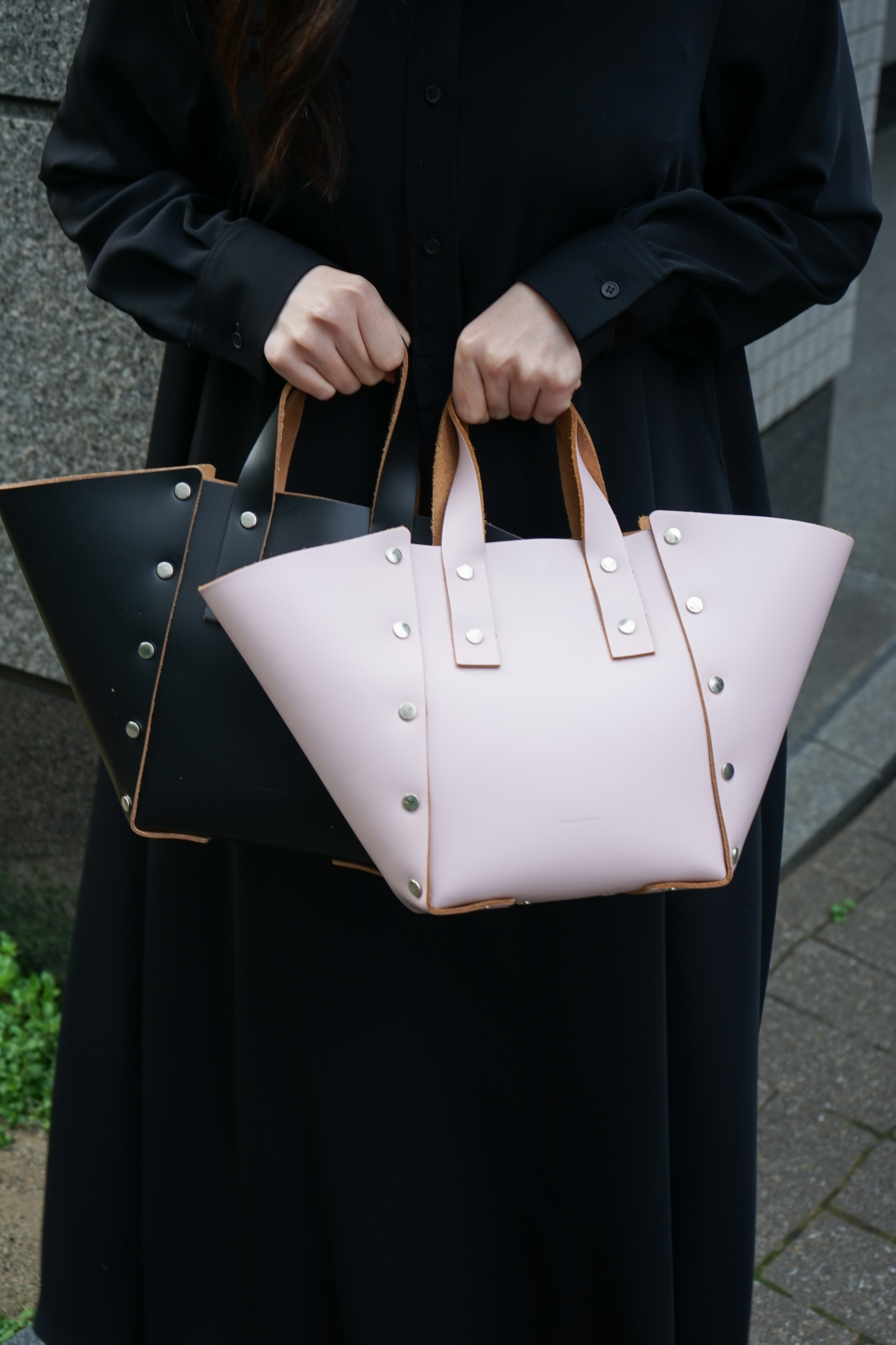Hender Scheme - assemble hand bag wide S