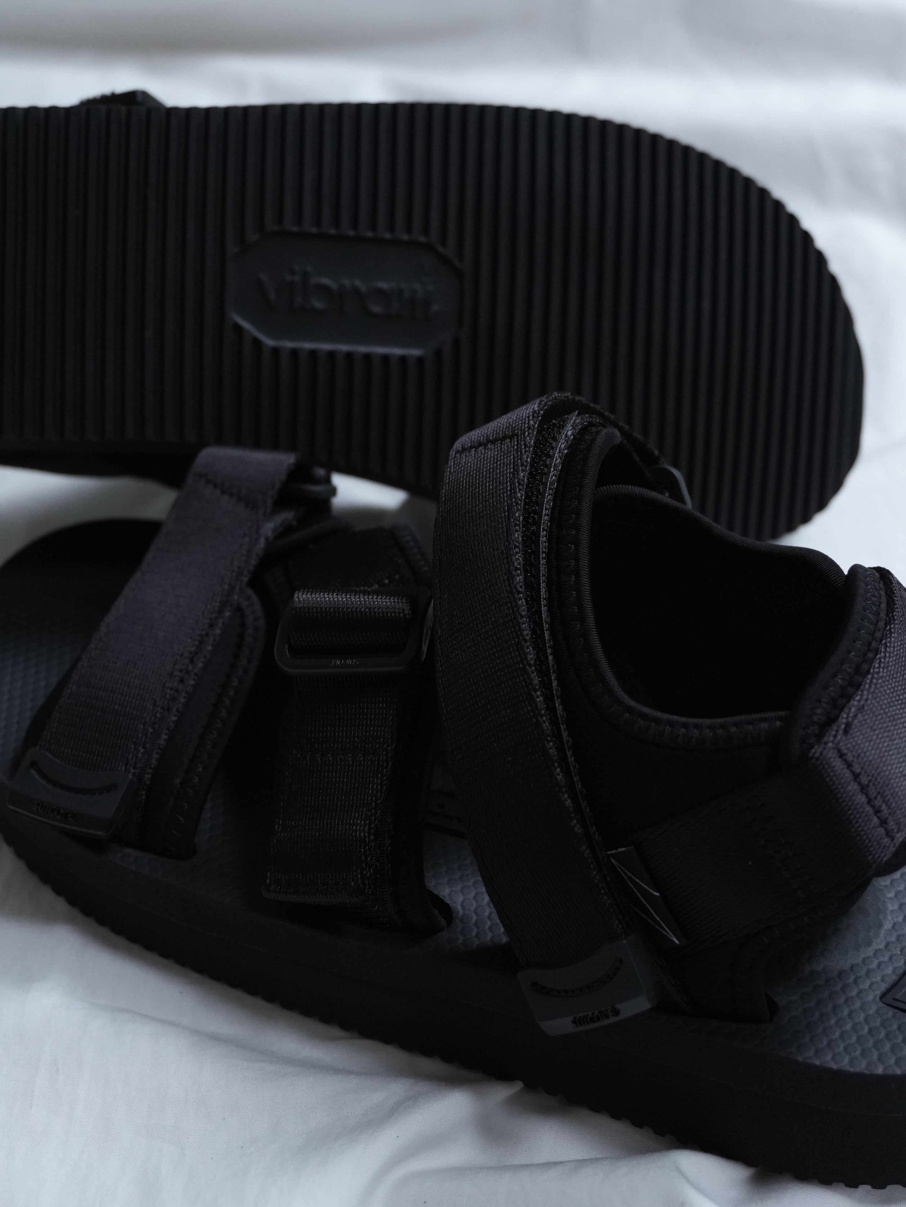 LH-2 BLACK