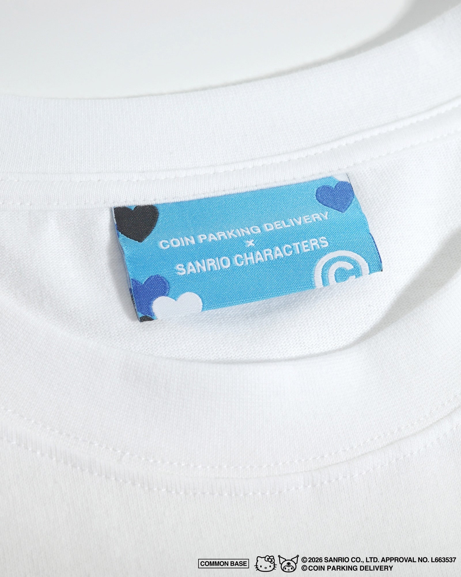 COIN PARKING DELIVERY × SANRIO CHARACTERS PRINT S/S TEE – キティ