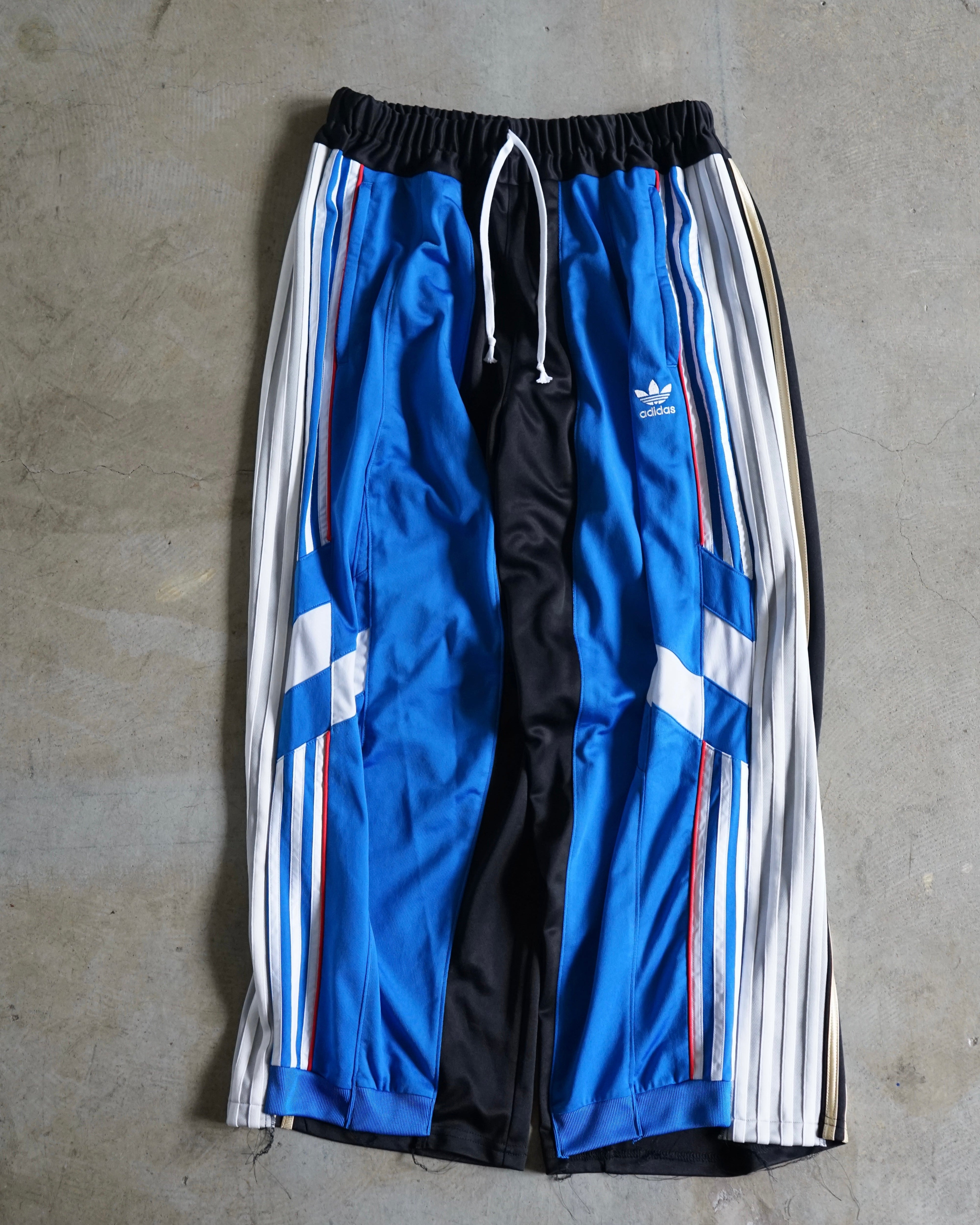【8/28(金)発売】Docking Super Wide Track Pants①
