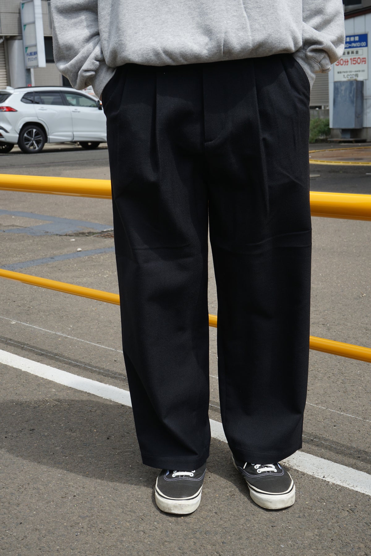 WOOL COTTON 2 TUCK TROUSERS