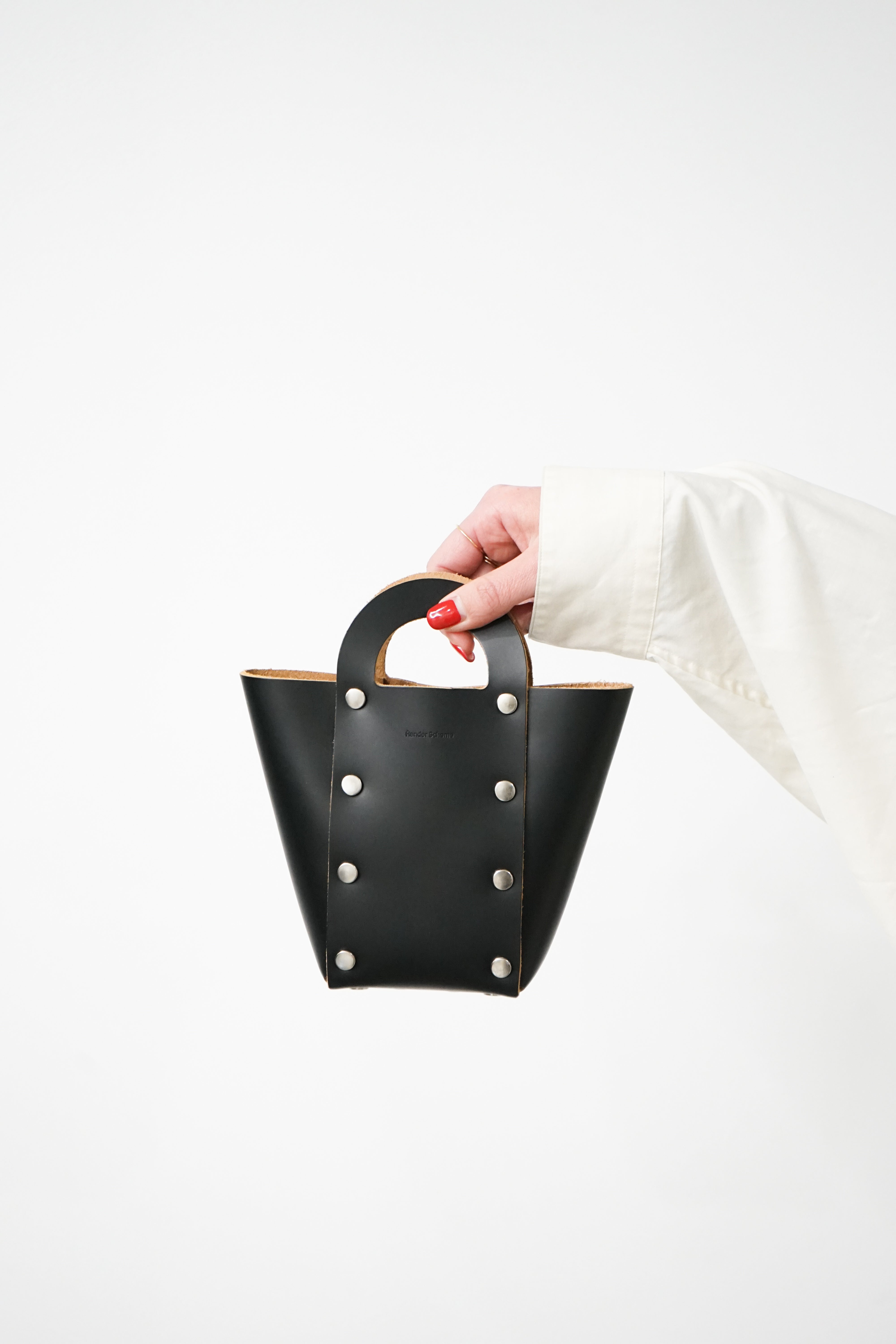 assemble daikei hand bag M