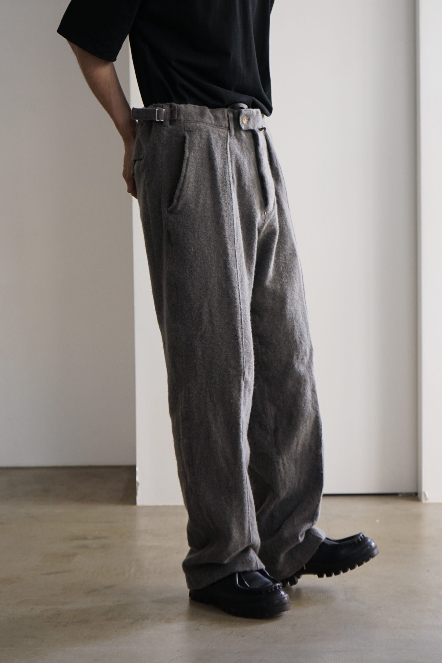 MILLED TROUSER