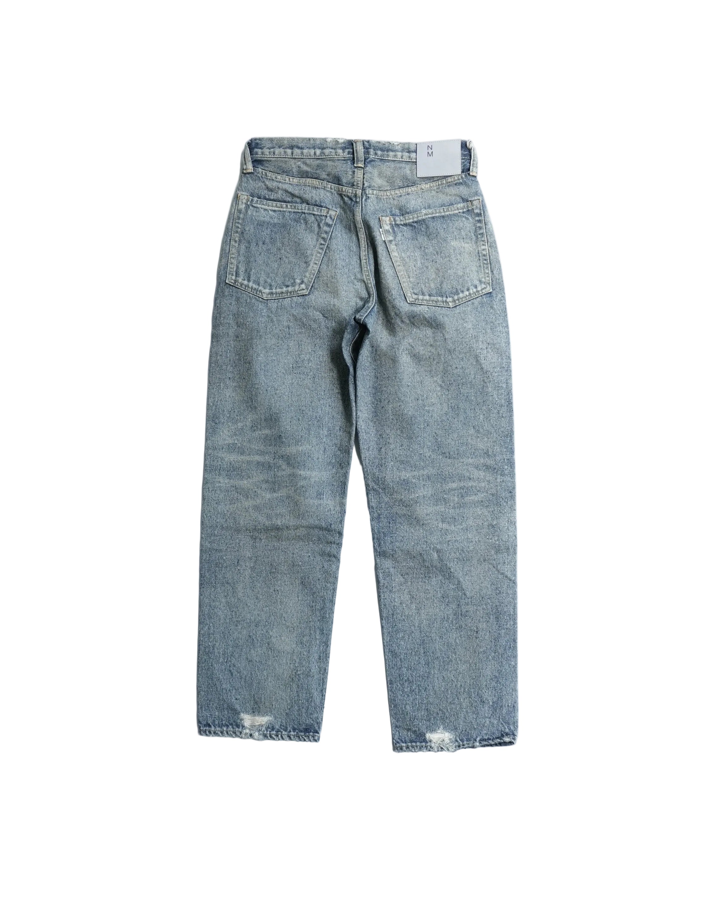 017 LV 61's TAPERED JEANS DAMAGED