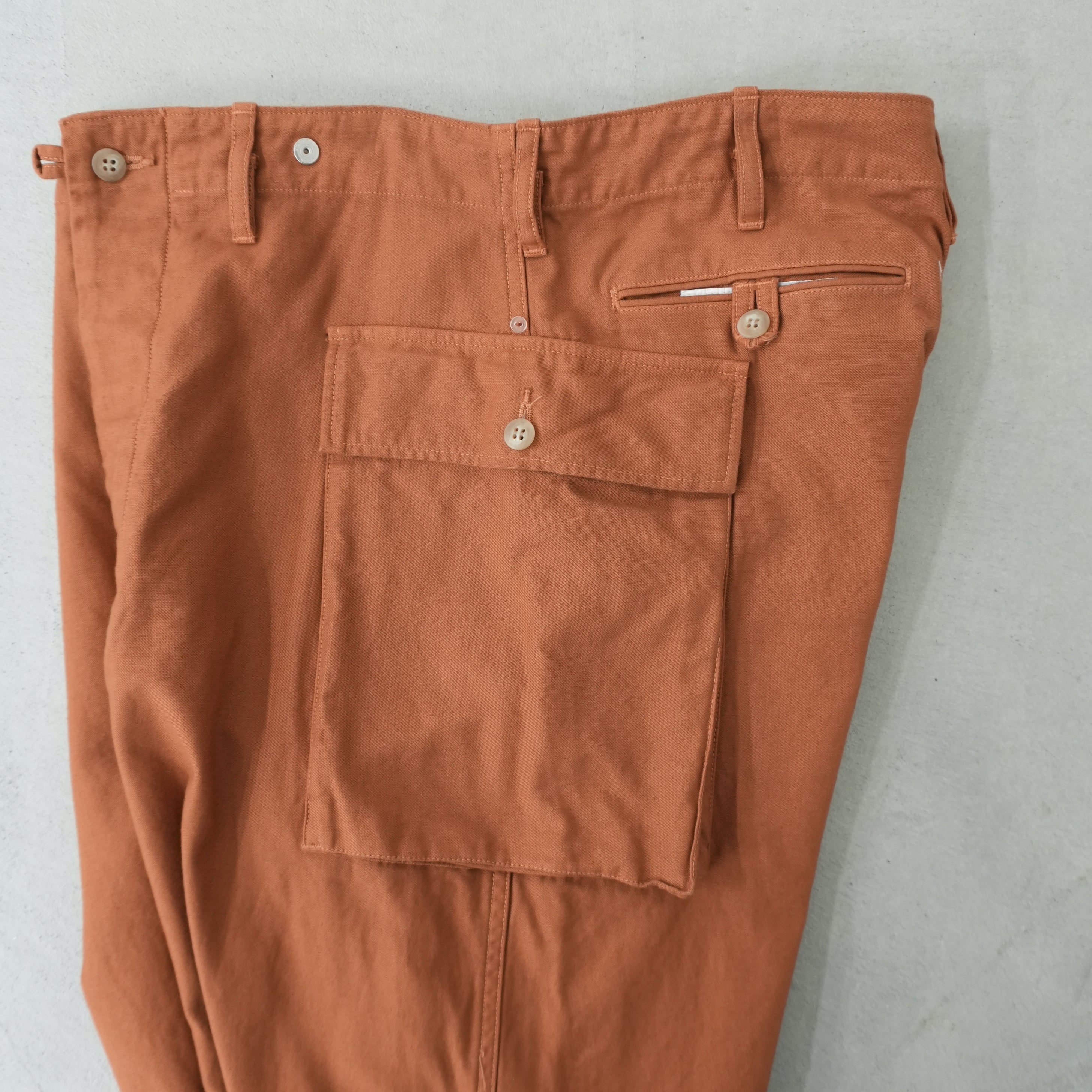 43 CARGO TROUSERS