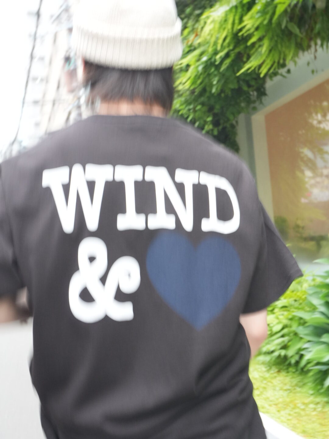 BACK LOGO S/S TEE (HEART)