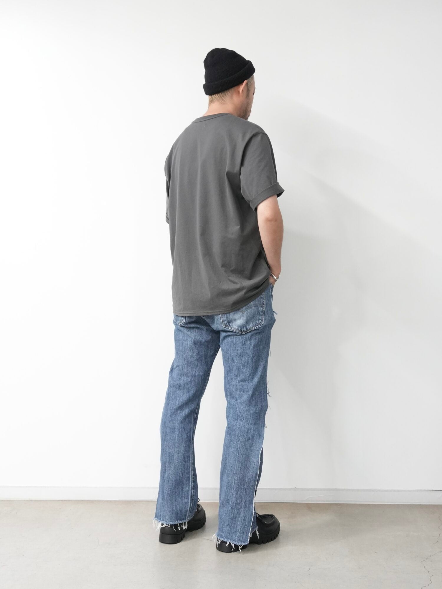 ADAPT JEANS sizeM No1