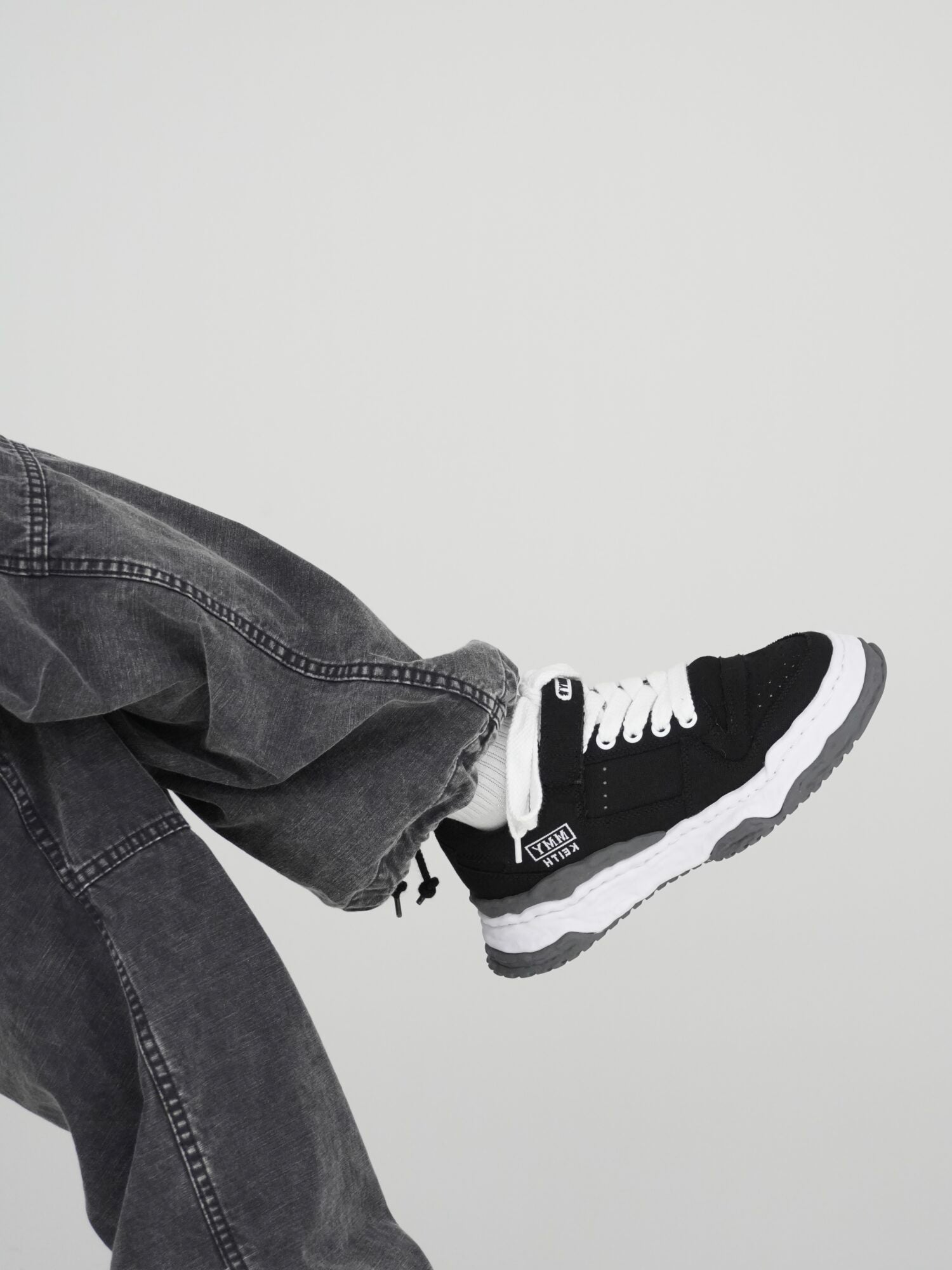 KEITH / OG Sole Canvas Low-top Sneaker