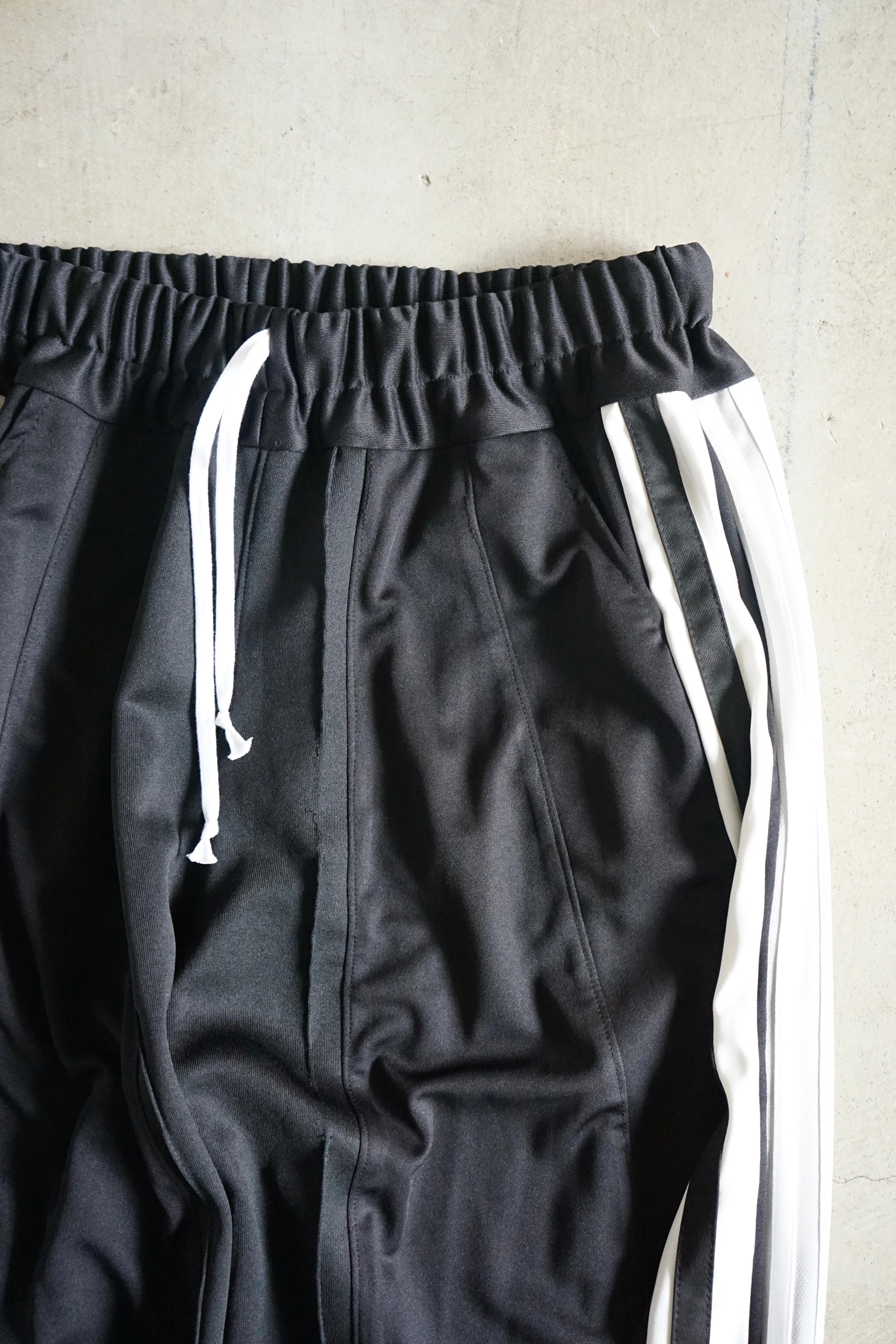 【8/28(金)発売】Docking Super Wide Track Pants ③