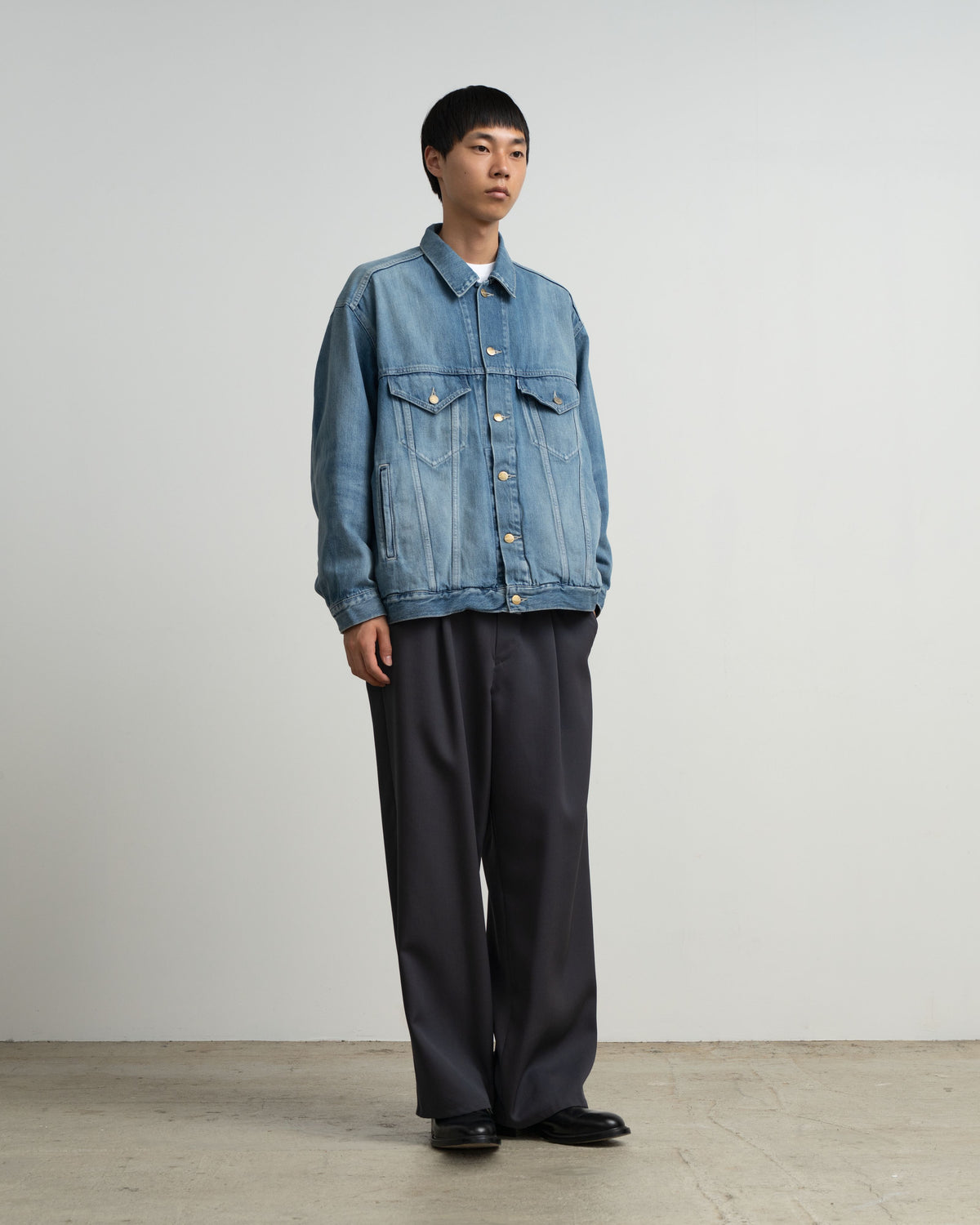 Selvage Denim Trucker Jacket -LIGHT FADE-