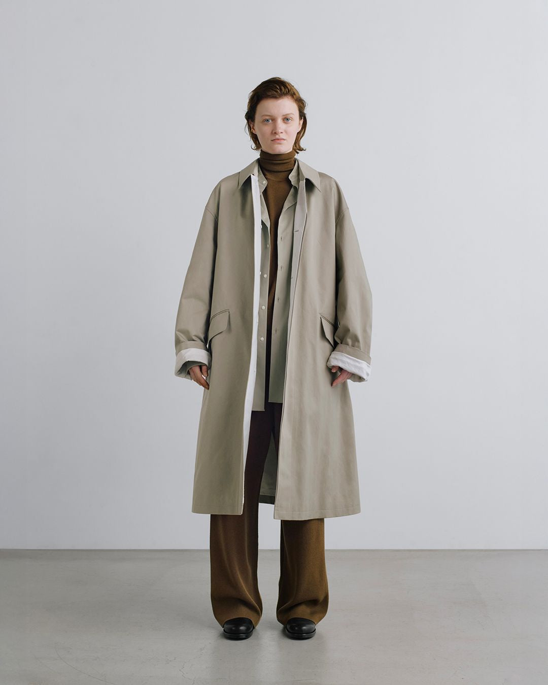 Silicon Poplin Deep Slit Band Collar Shirt