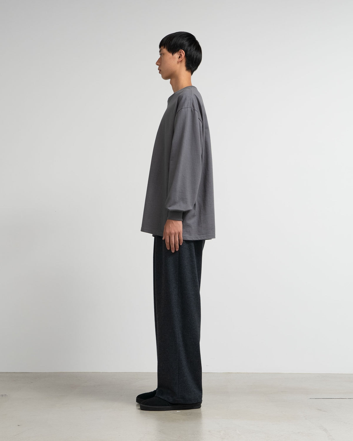 【10/3(土)発売】Wool Smooth Flannel Easy Wide Pants