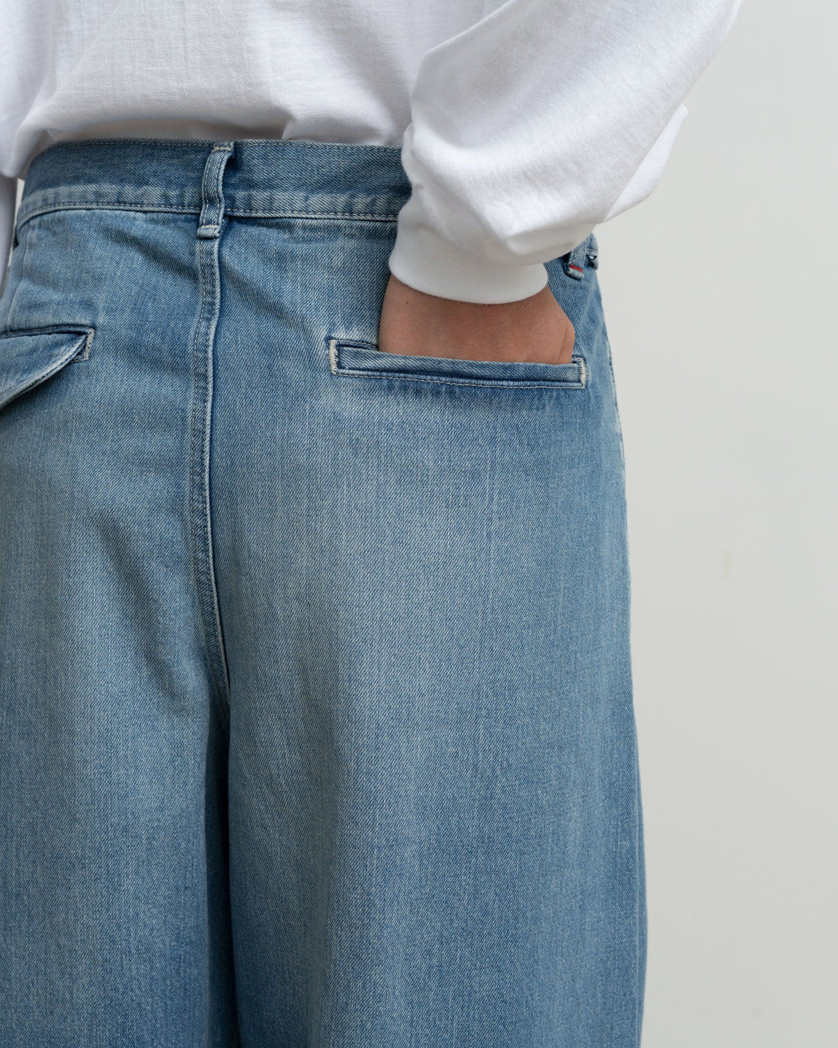 Selvage Denim Two Tuck Pants -LIGHT FADE-