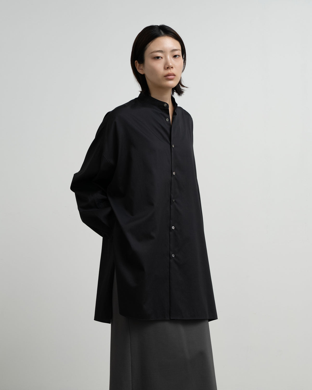 Silicon Poplin Deep Slit Band Collar Shirt