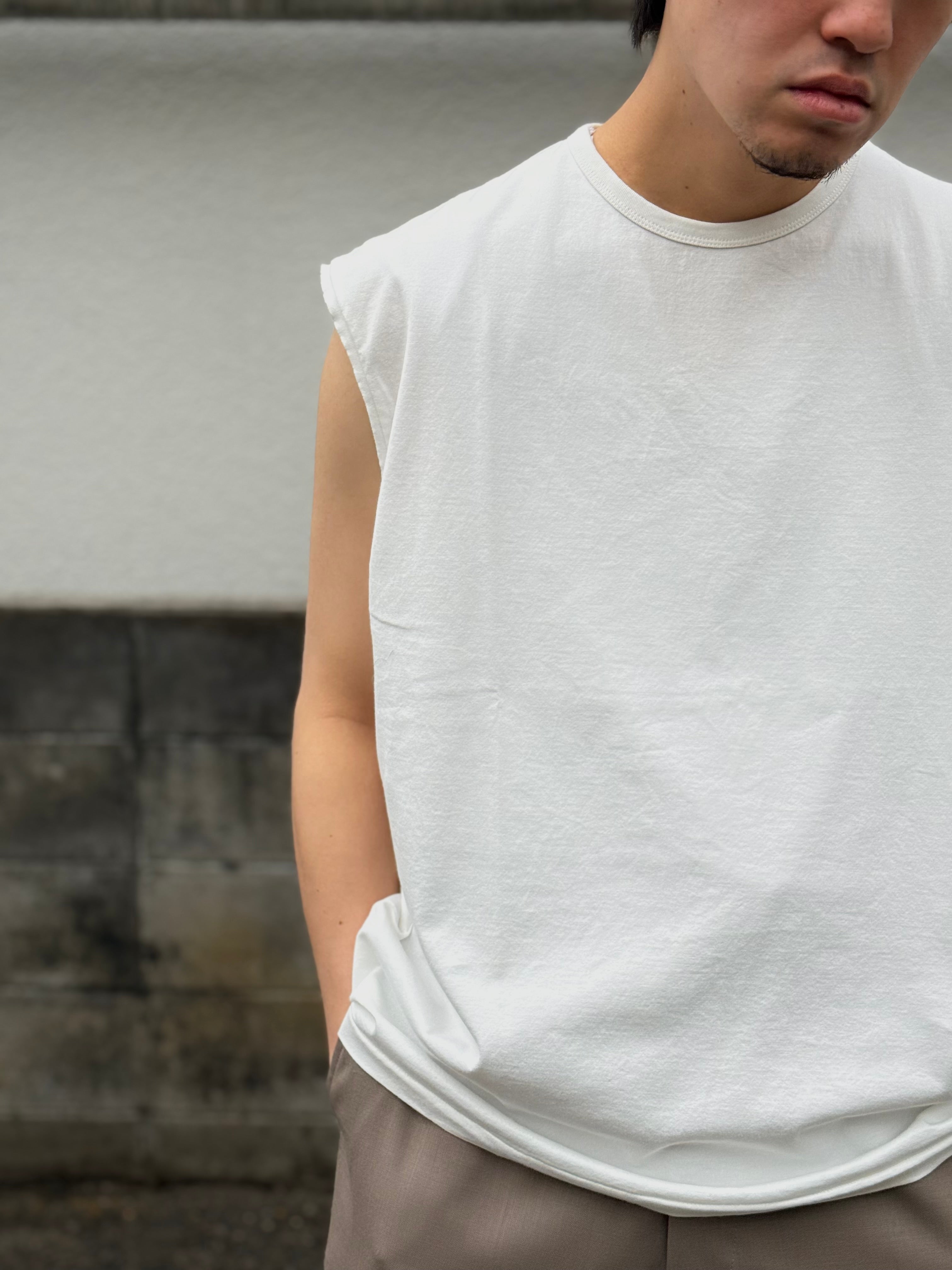SLEEVE LESS T-SHIRTS