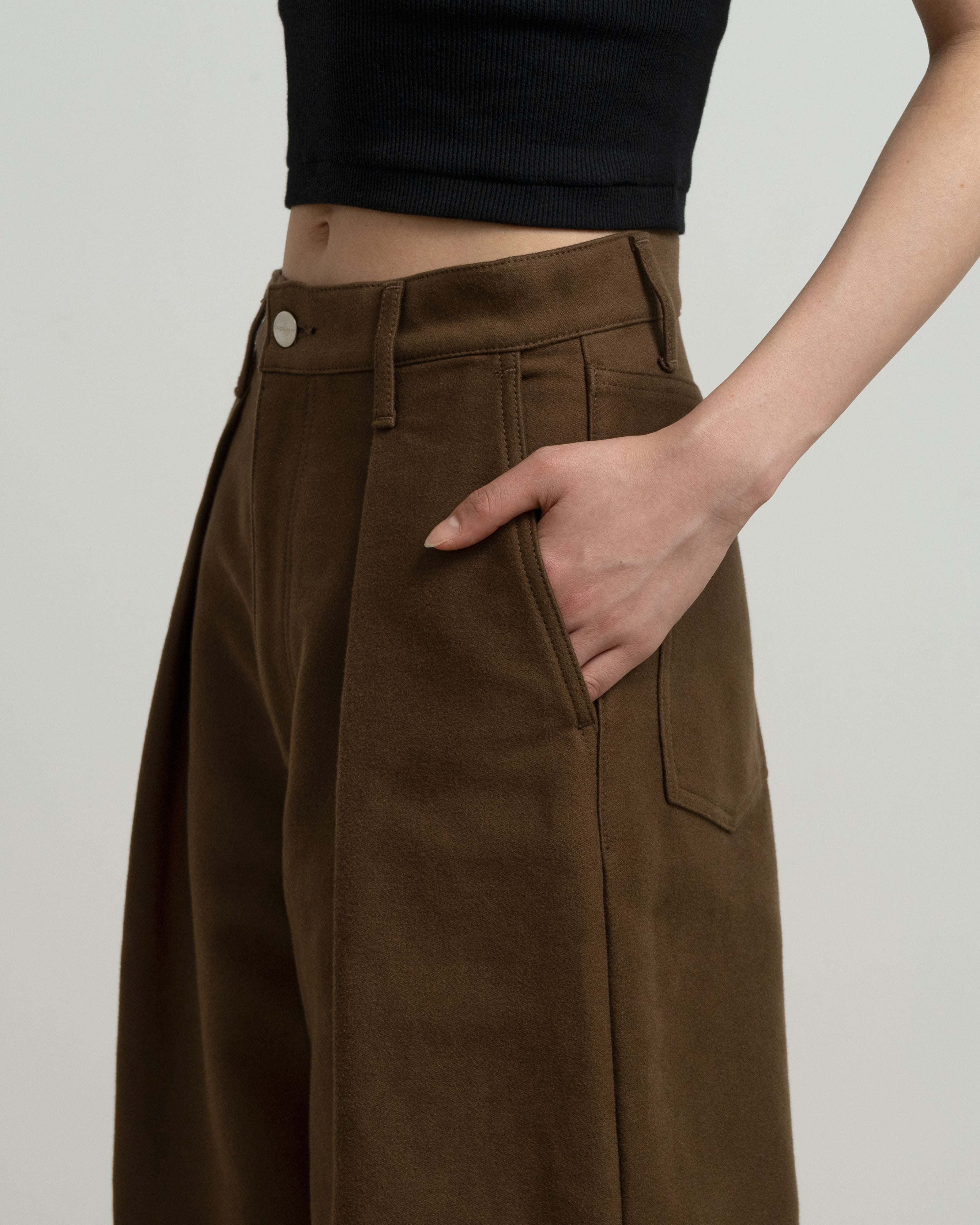 【8/8(土)発売】Cotton Double Serge Two Tuck Wide Pants