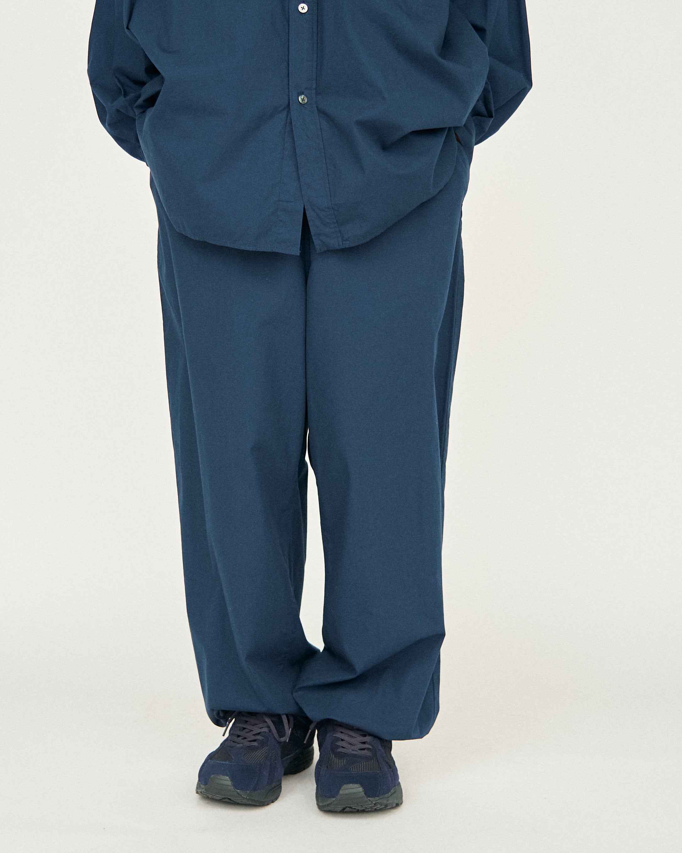 UTILITY OVER PANTS