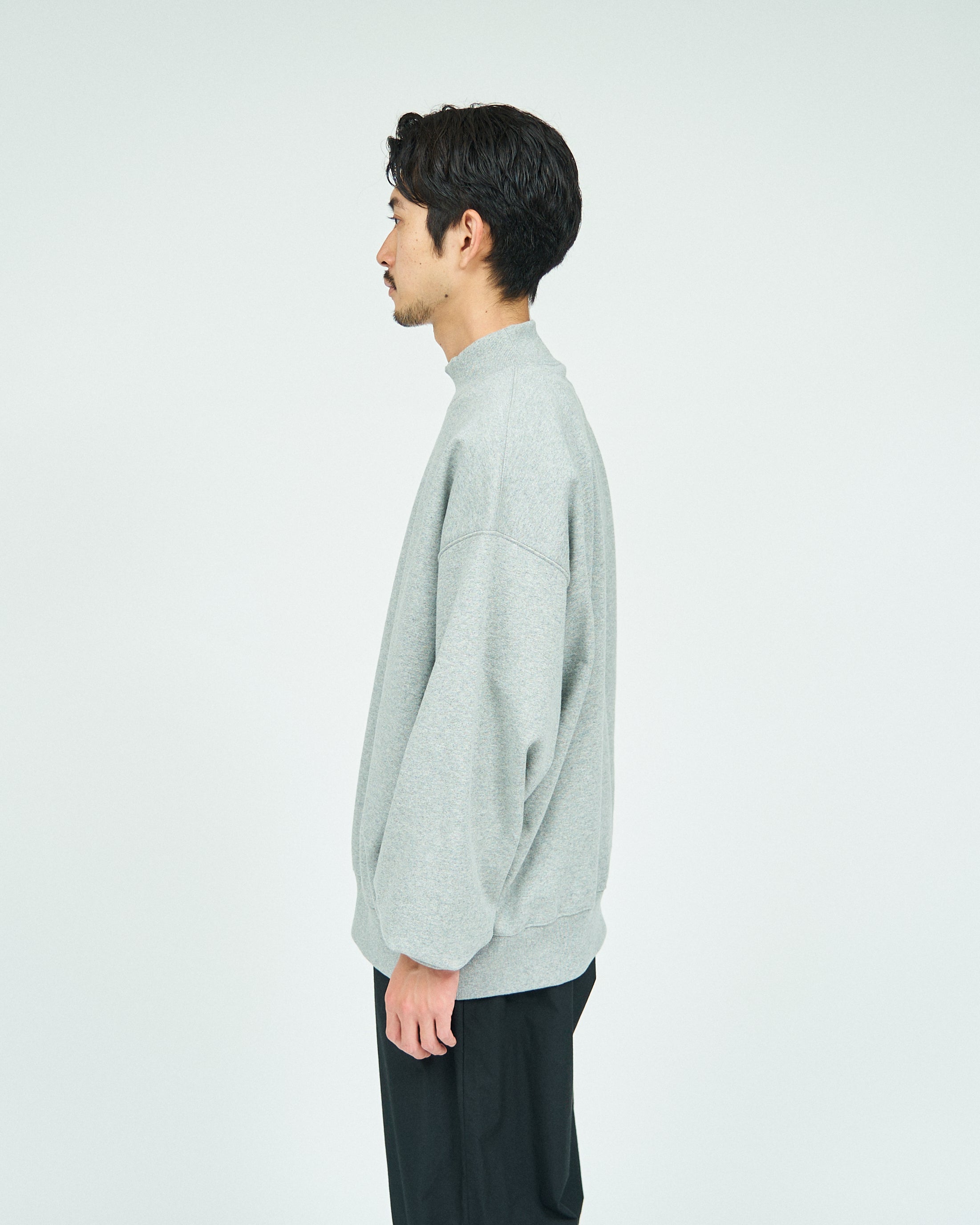 LIGHT OZ MOCK NECK SWEAT