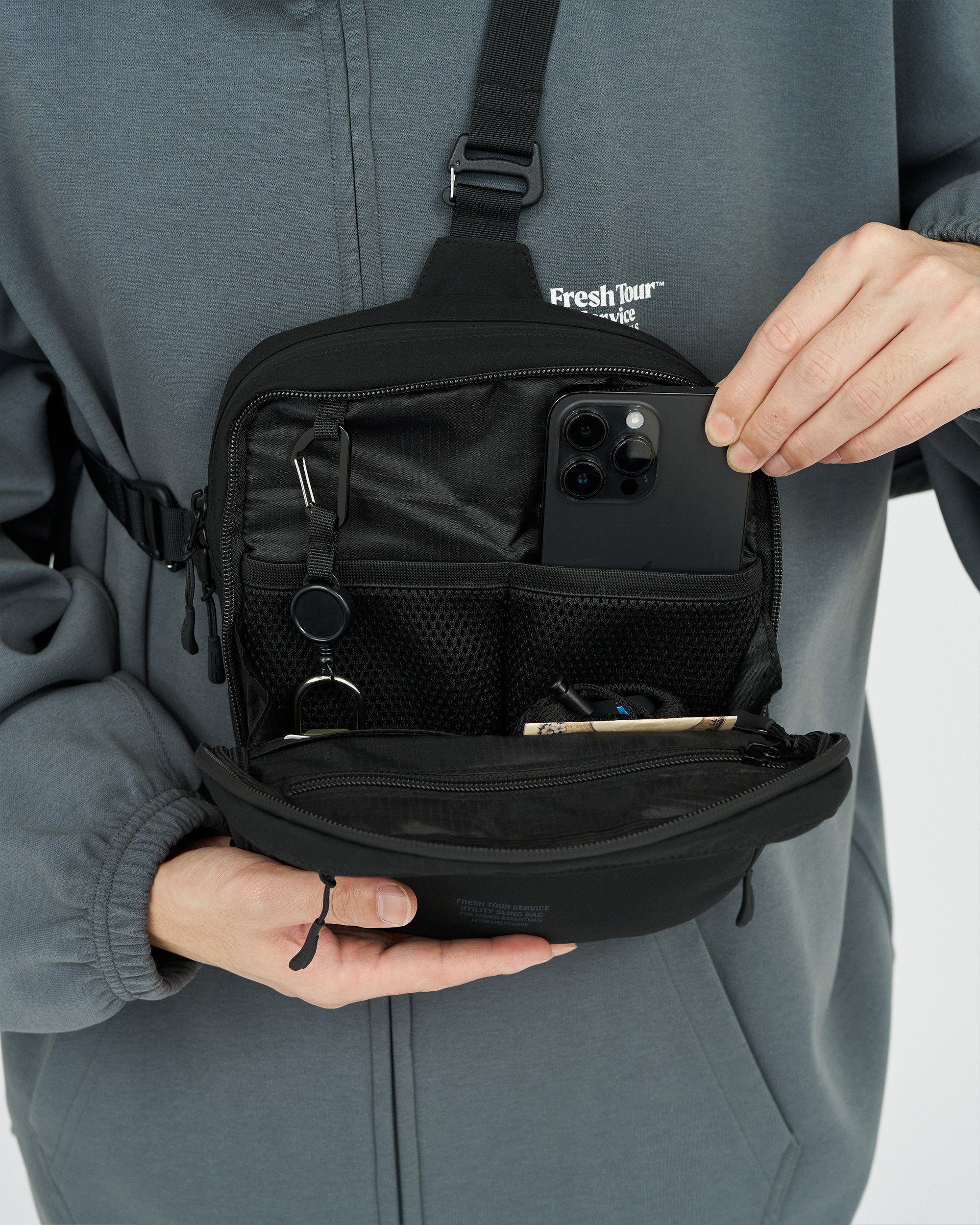 UTILITY SLING BAG