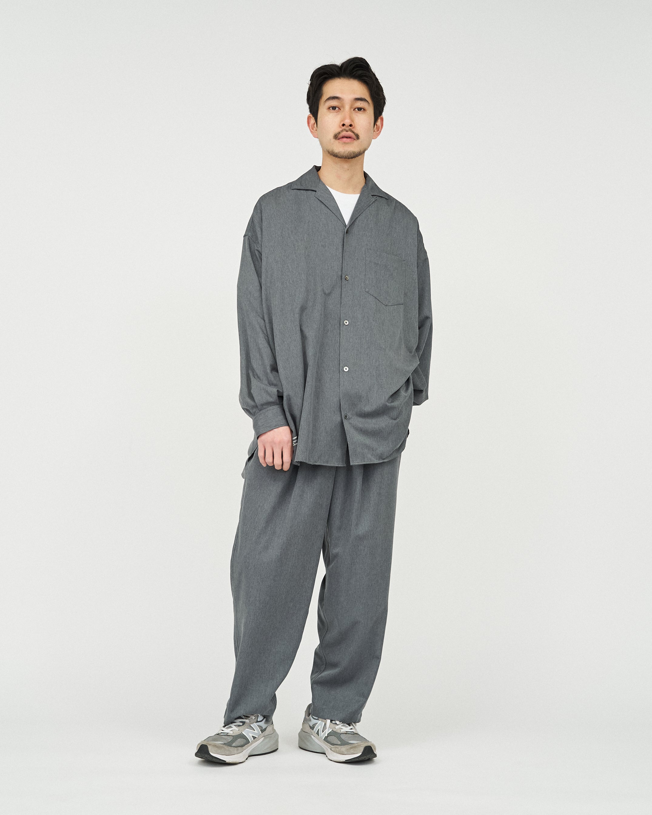 【4/11(土)発売】COOLFIBER TWO TUCK EASY PANTS