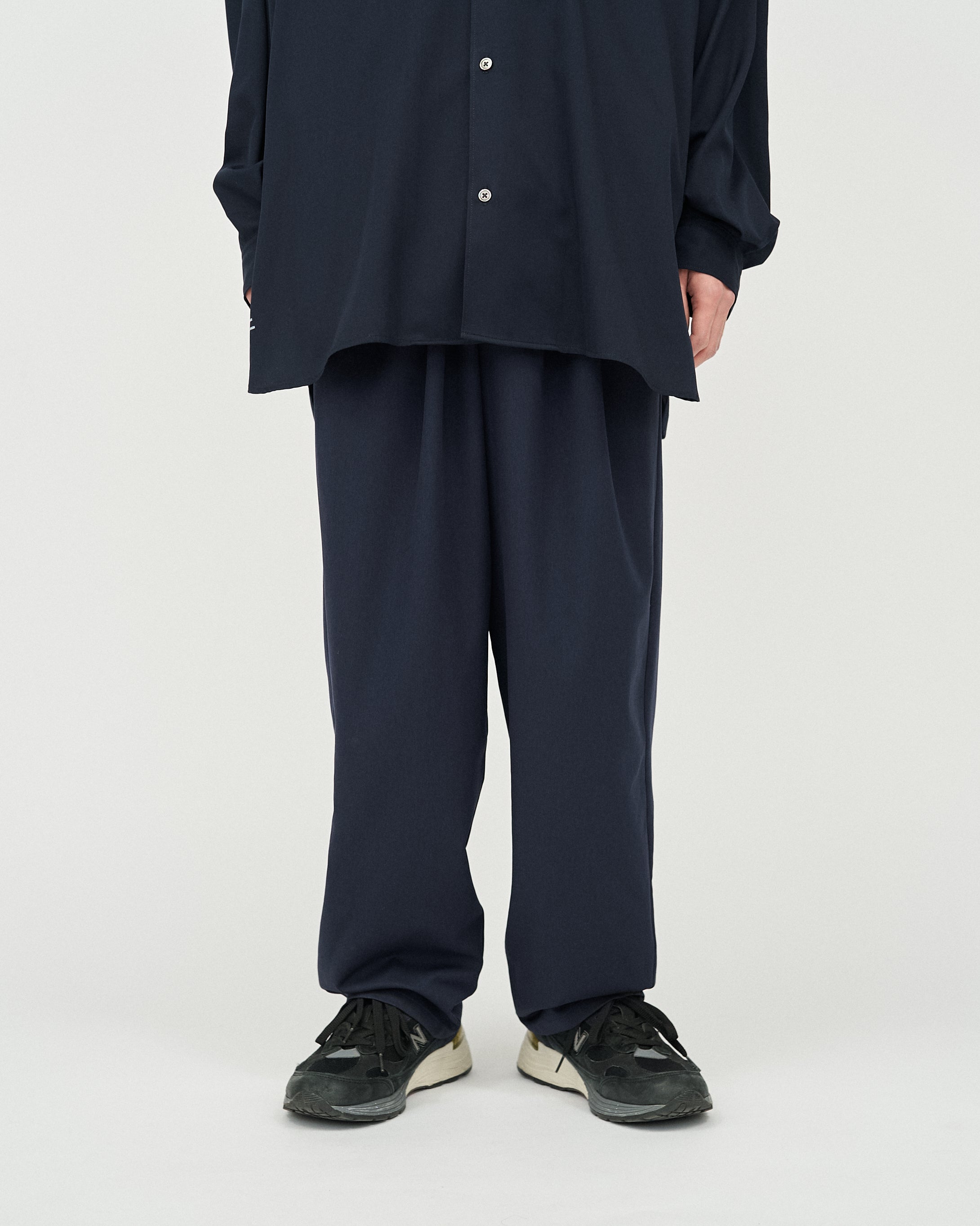 【4/11(土)発売】COOLFIBER TWO TUCK EASY PANTS
