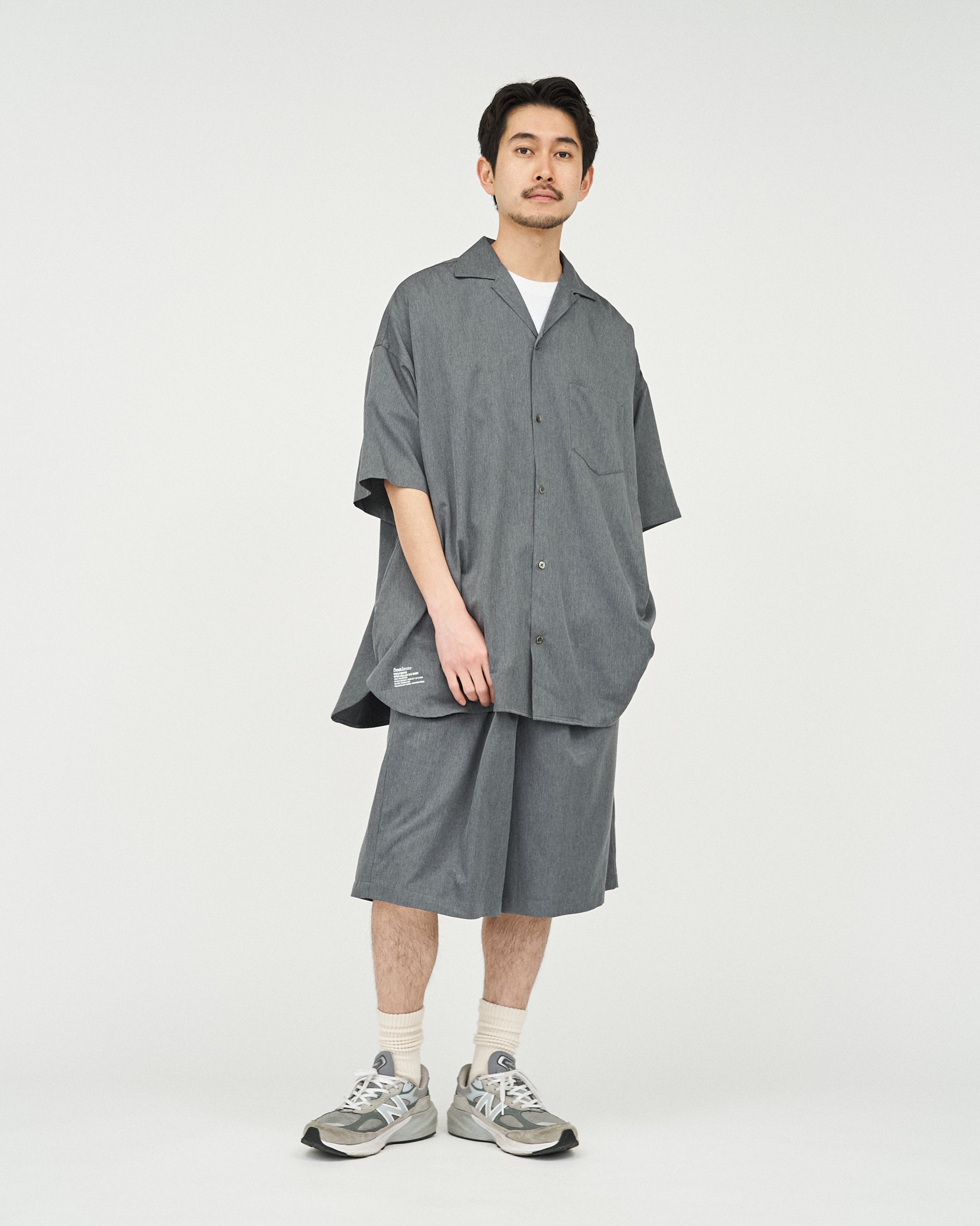 【6/20(土)発売】COOLFIBER TWO TUCK EASY SHORTS