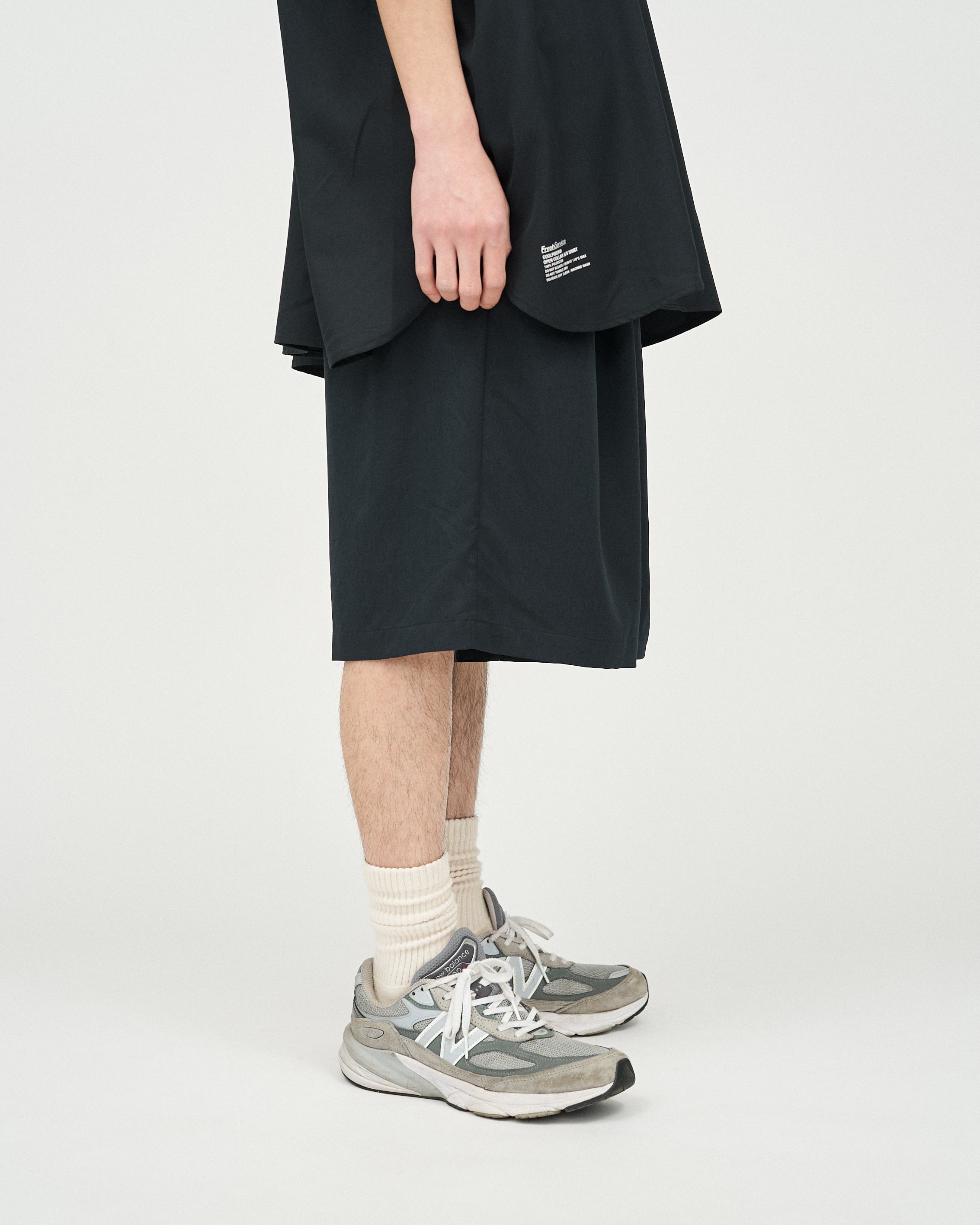【6/20(土)発売】COOLFIBER TWO TUCK EASY SHORTS