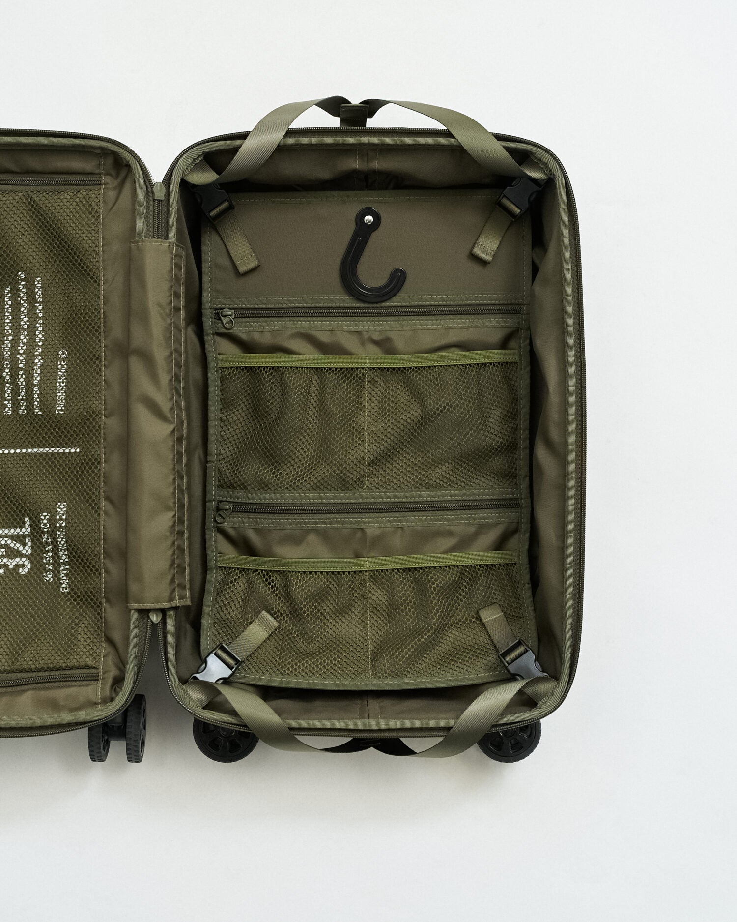 ace. x FTS CABIN CASE
