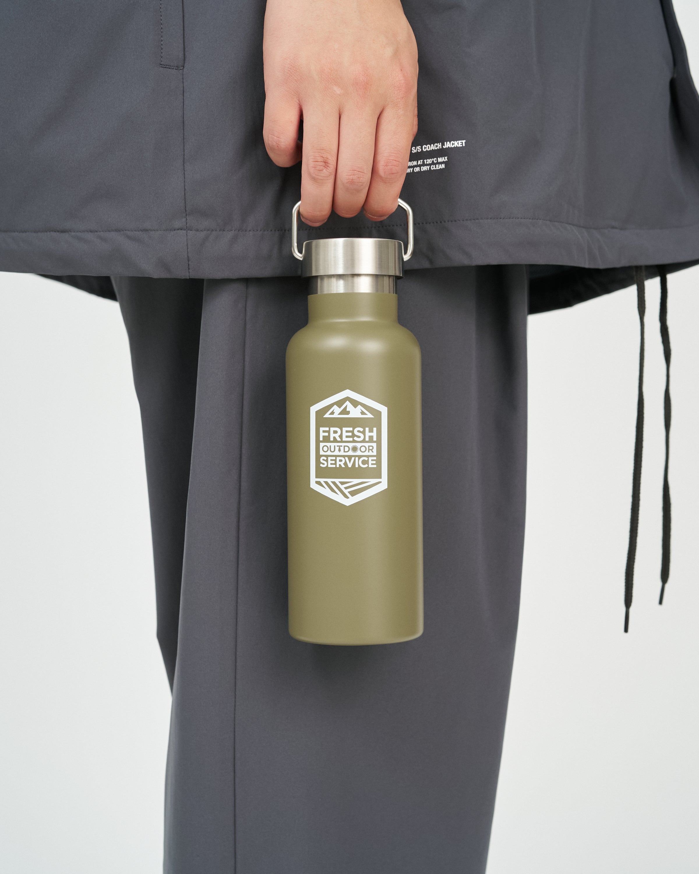 METAL HANDLE THERMO BOTTLE