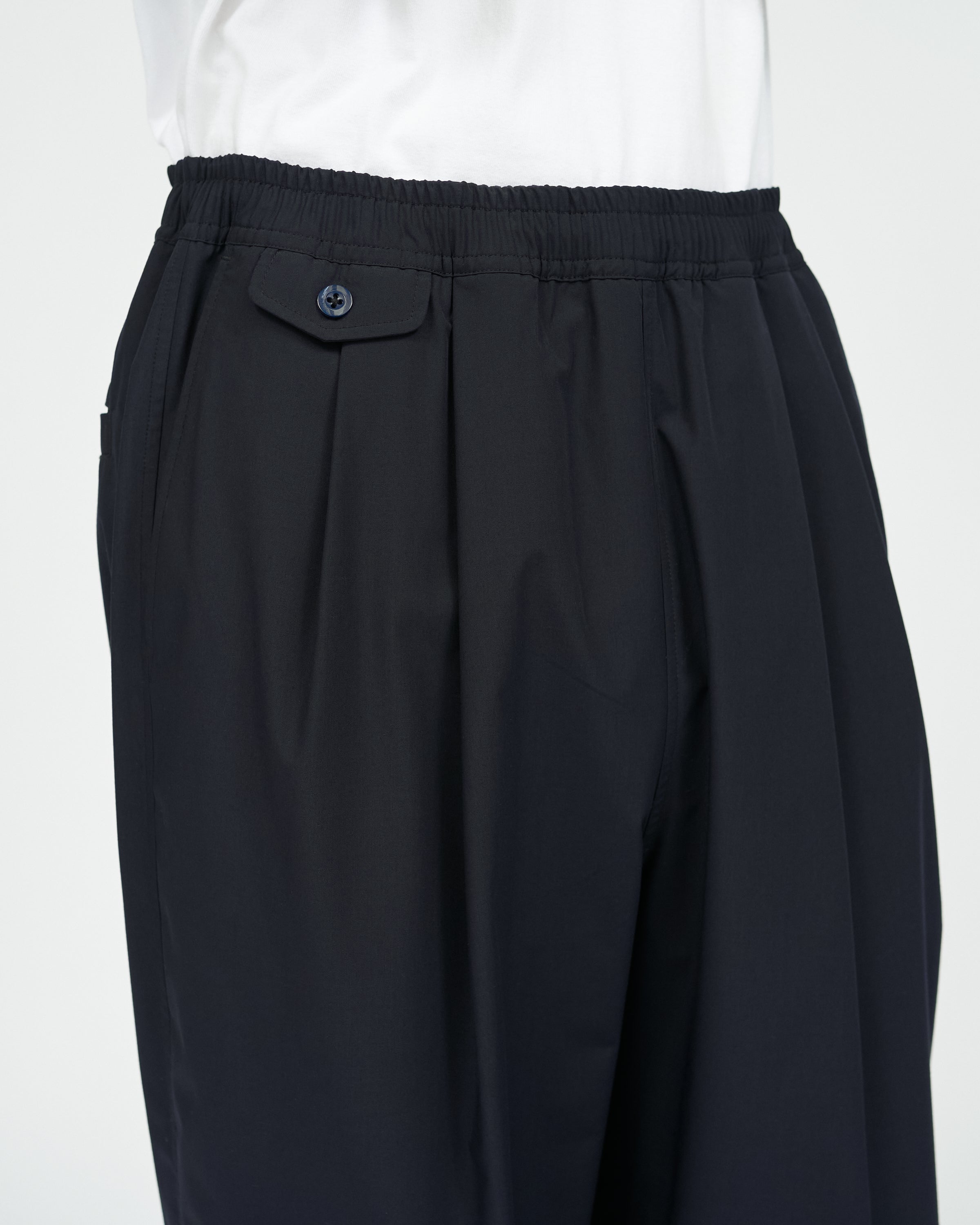 【8/22(土)発売】AIR POPLIN TWO TUCK EASY PANTS