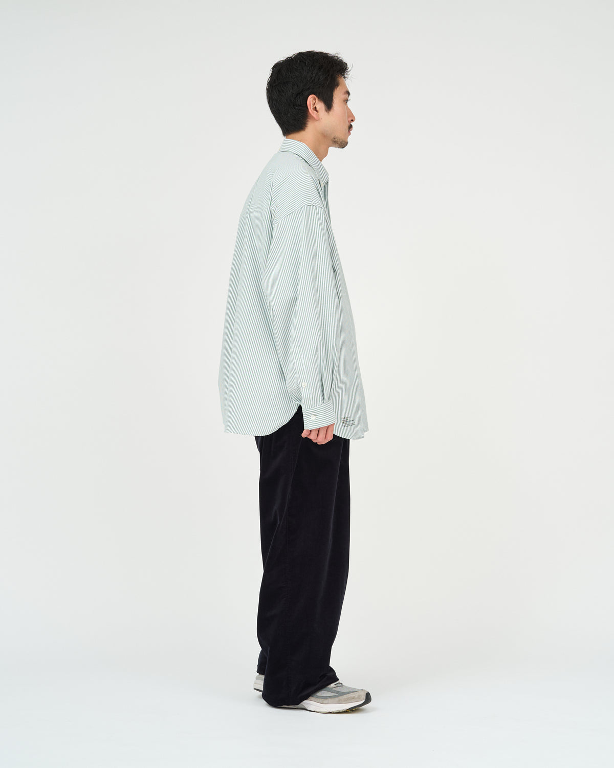 【10/3(土)発売】AIR CORDUROY WIDE TROUSERS