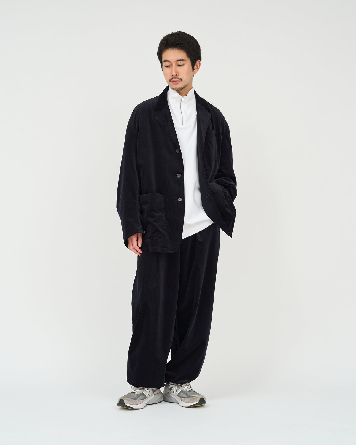 【10/3(土)発売】AIR CORDUROY WIDE TROUSERS