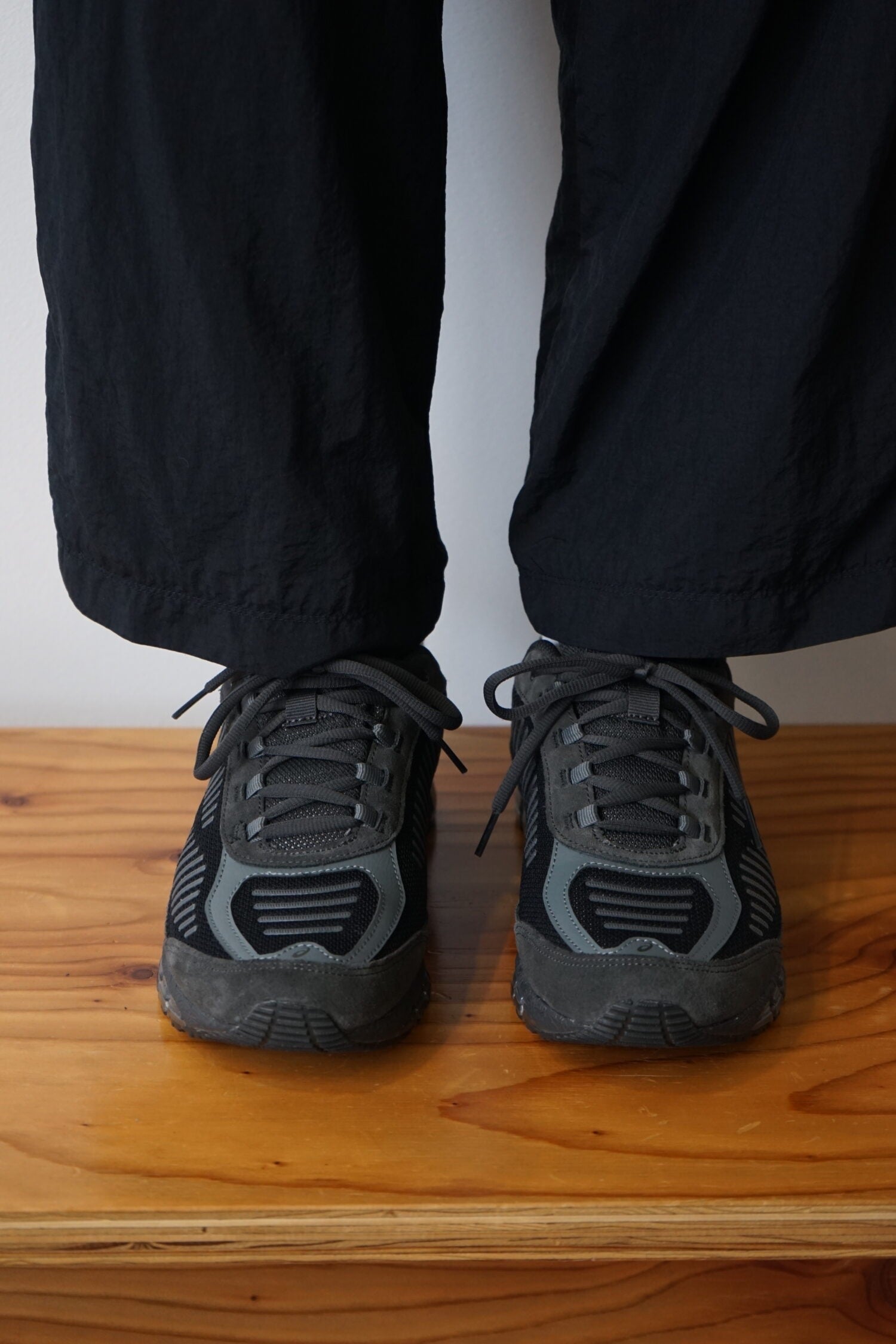 GEL-QUANTUM 360 I AMP'BLACK/GRAPHITE GREY'