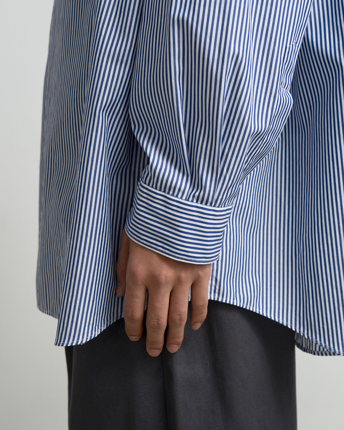 【10/31(土)発売】Broad Stripe L/S Oversized Band Collar Shirt