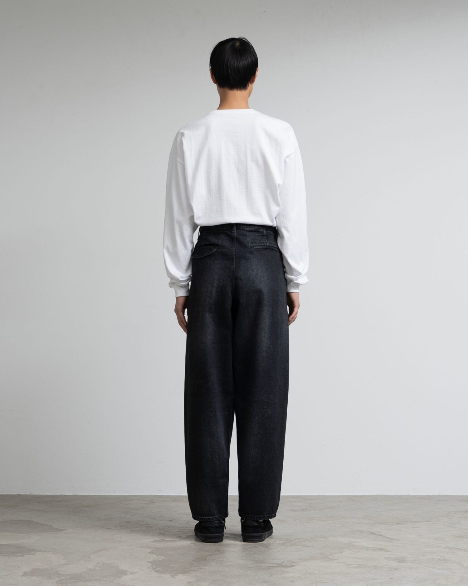 Selvage Denim Two Tuck Tapered Pants(DARK FADE)