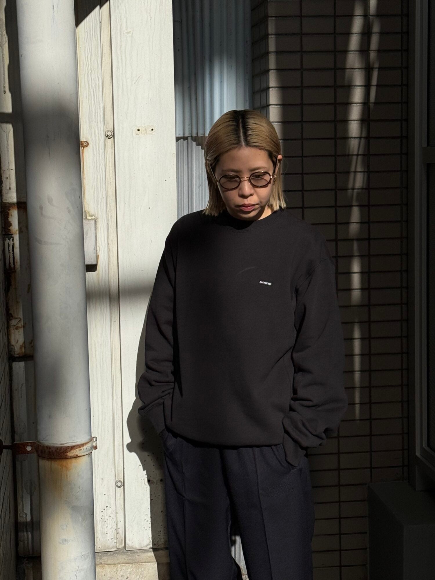 SMALL PATCH CREW SWEAT