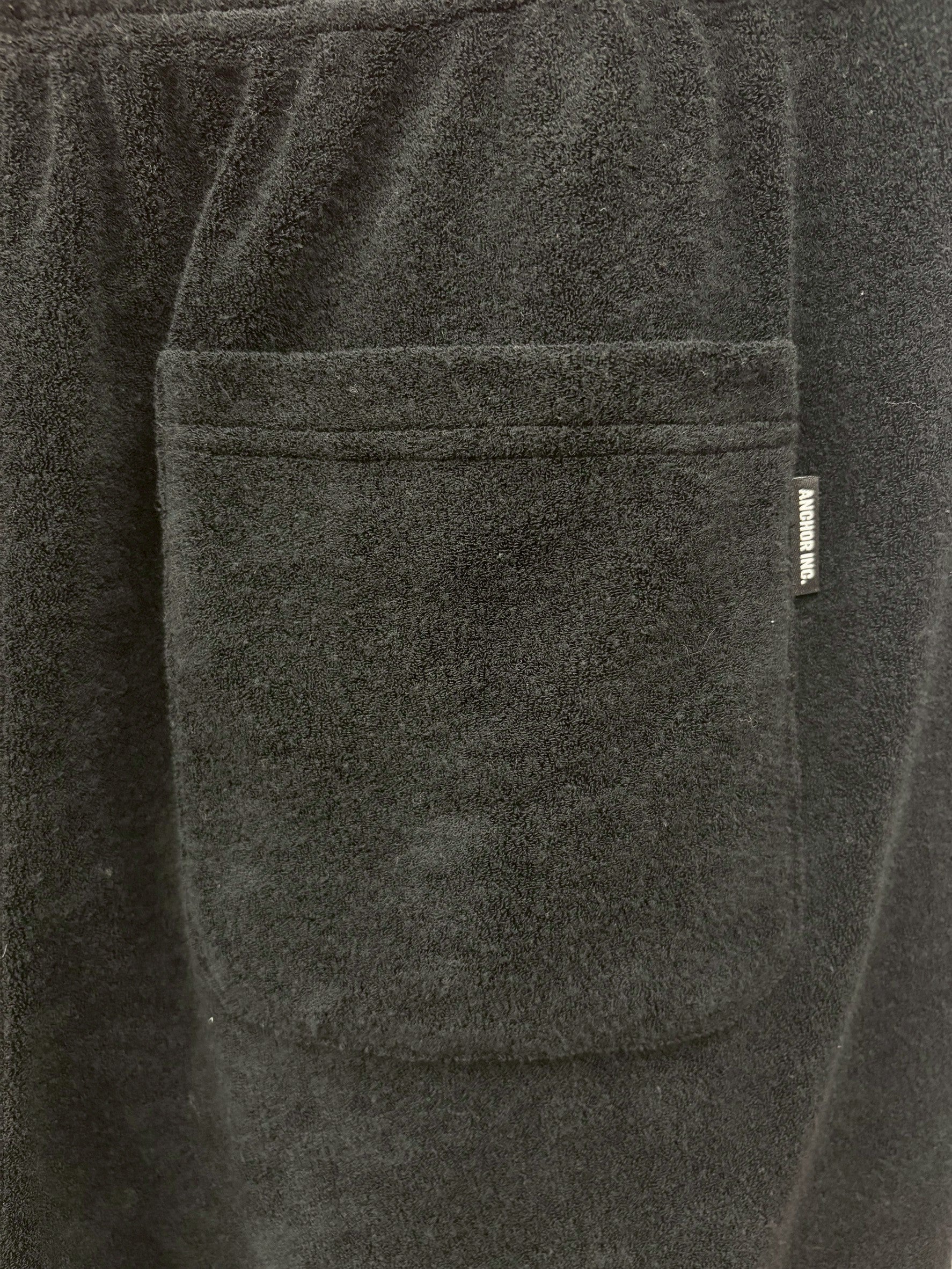 【7/10(金)発売】LOGO PILE SHORTS