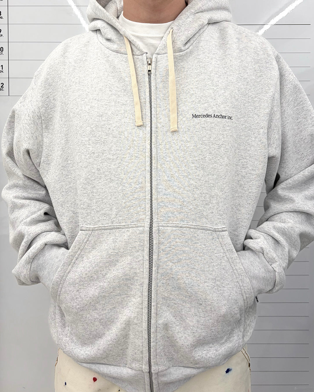 【10/2(金)発売】LOGO ZIP HOODIE