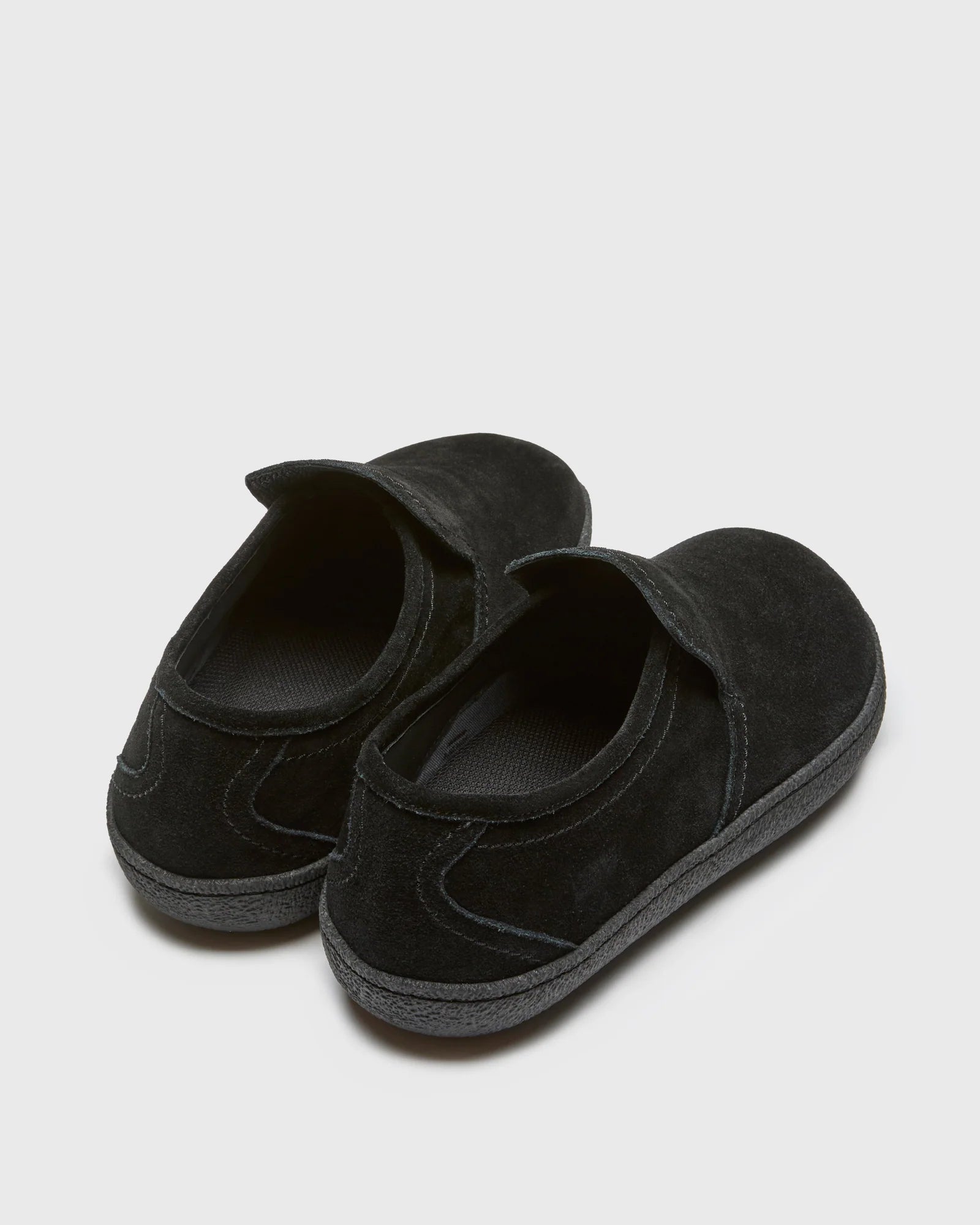 POWN SLIP ON BLACK