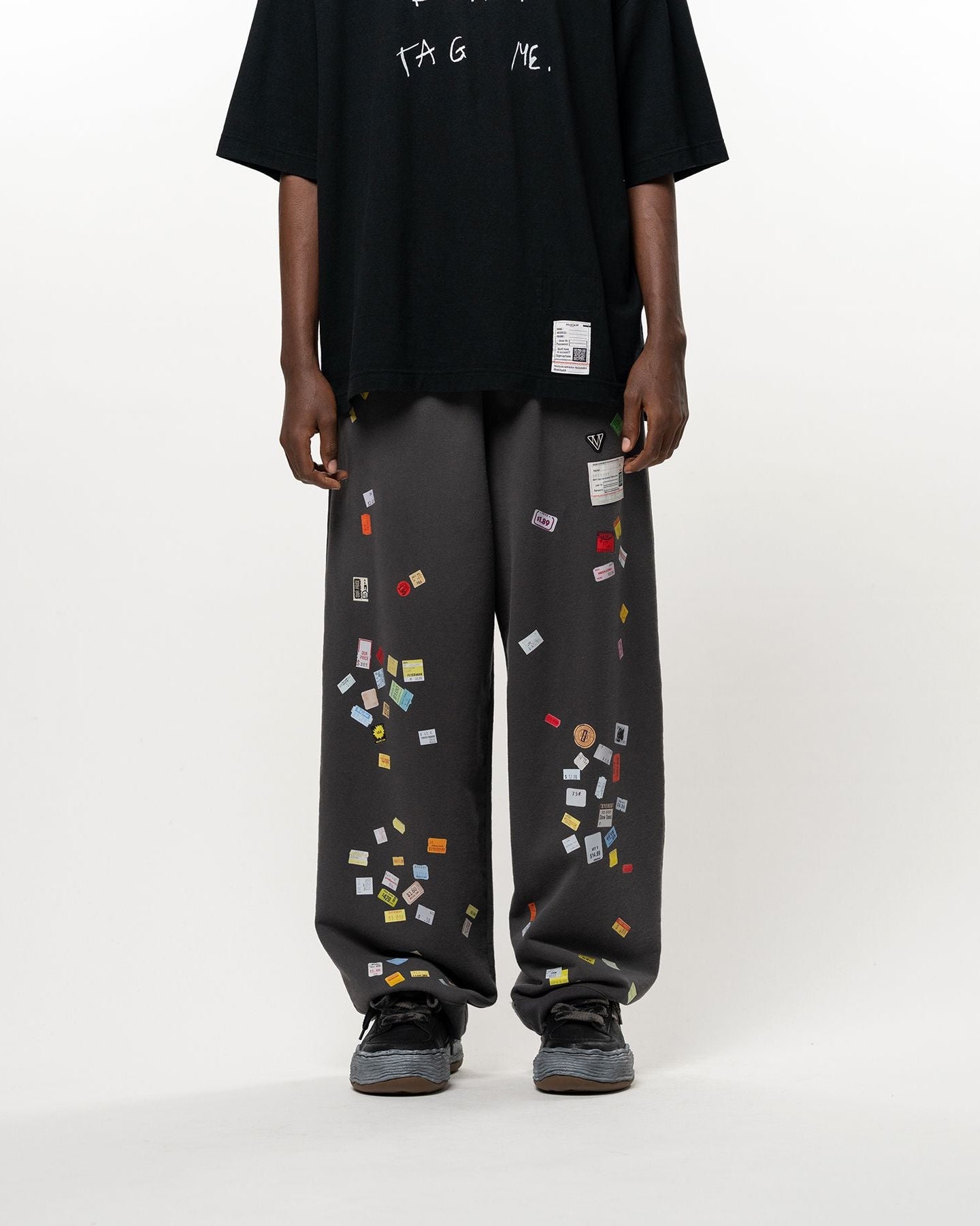【9/2(水)発売】Price Tag Sticker Printed Sweat Pants