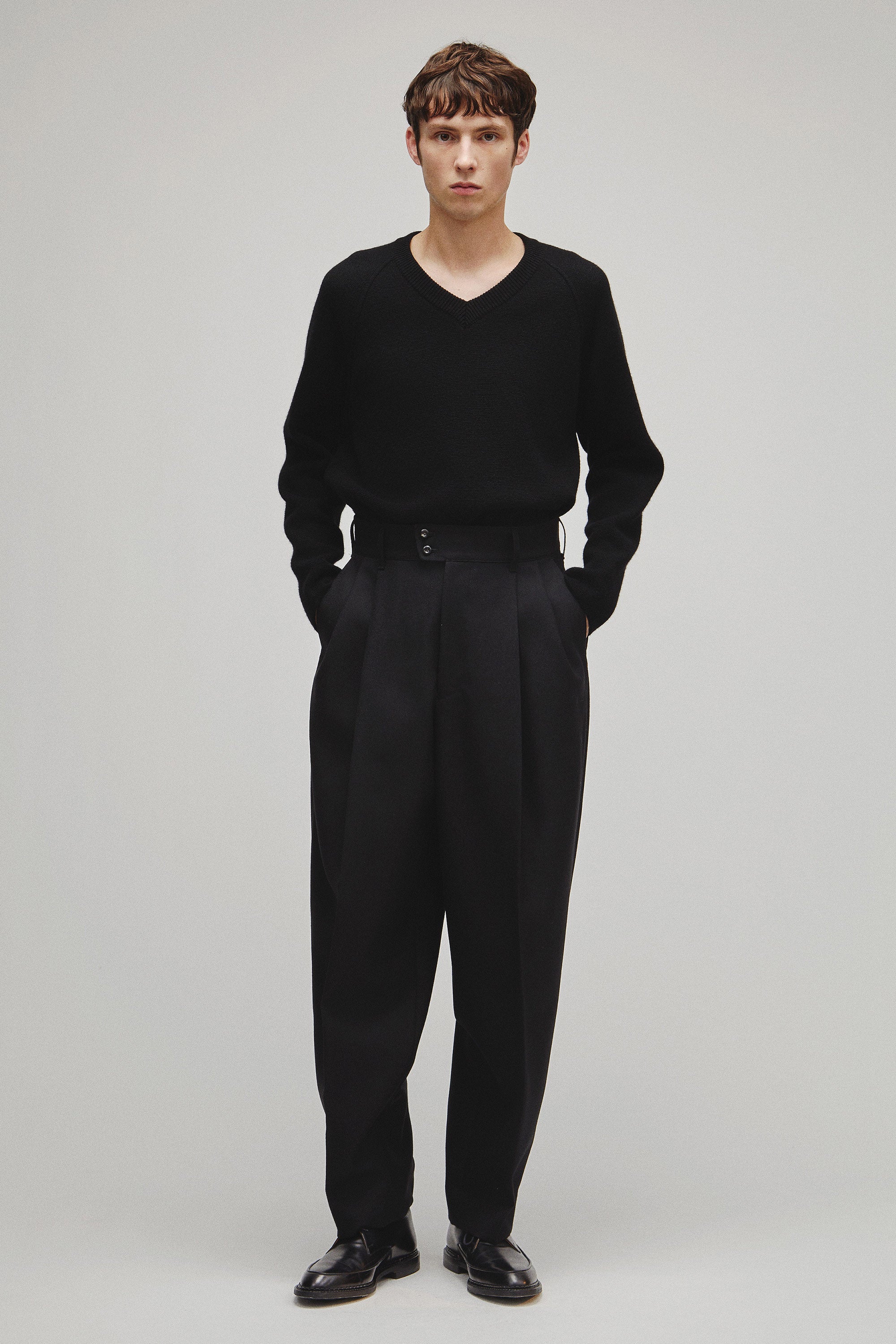 DEEP TUCK WIDE SLACKS