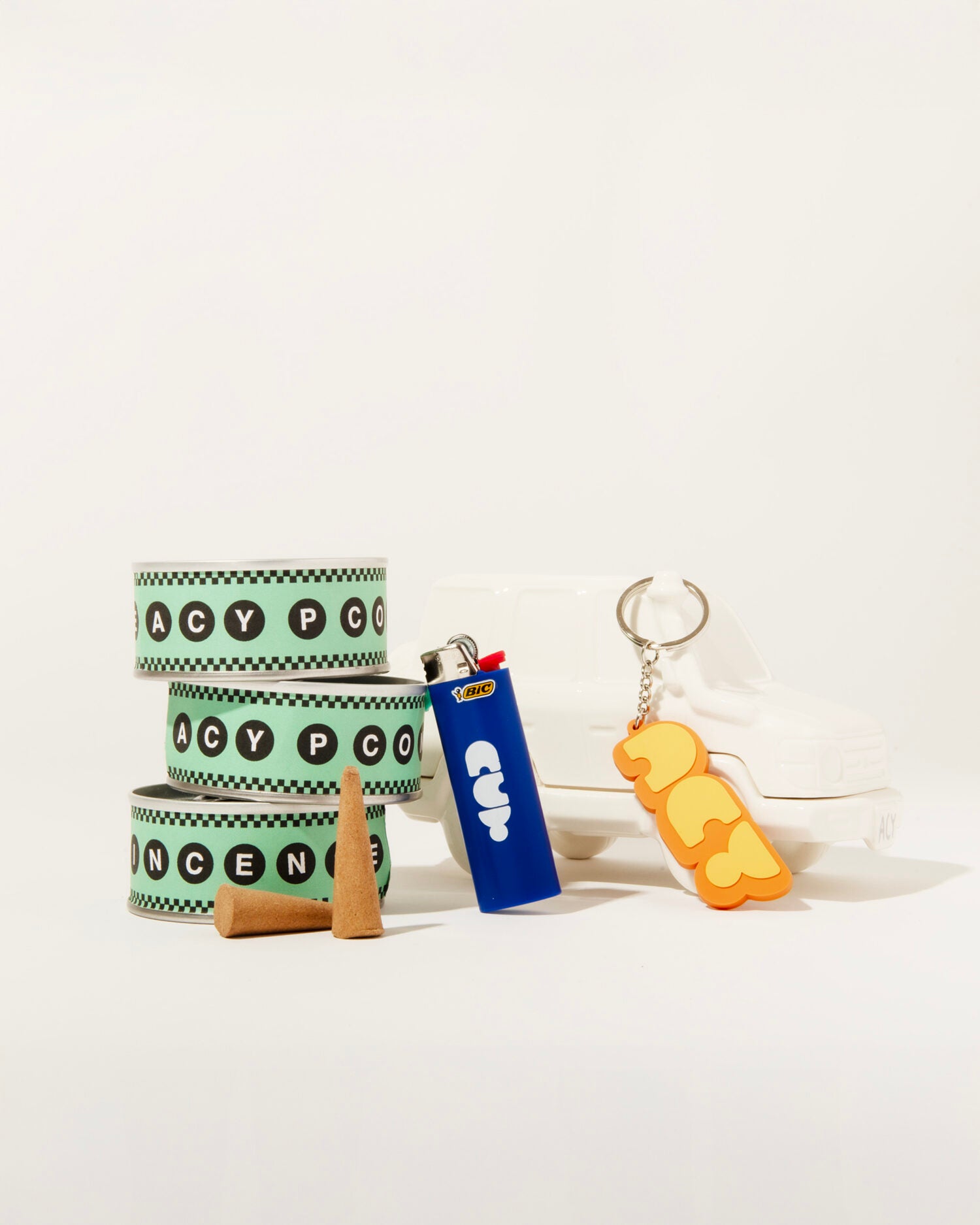 LOGO KEY CHAIN